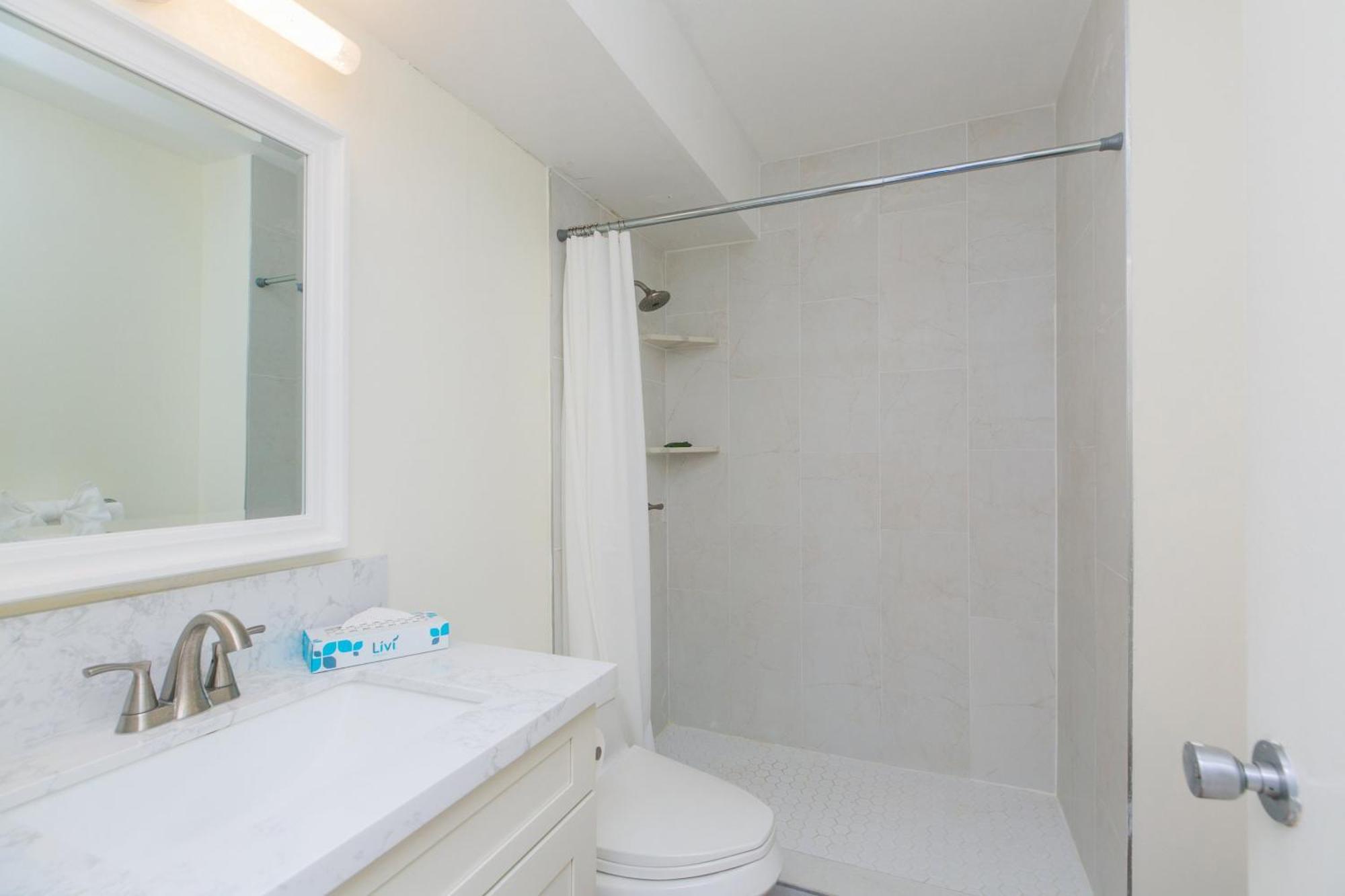 Ilikai Marina 1688 Yacht Harbor View 1br Apartment Honolulu