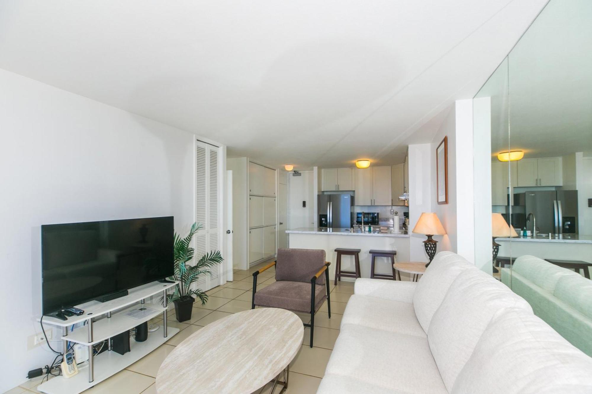 Apartment Ilikai Marina 1688 Yacht Harbor View 1br Honolulu