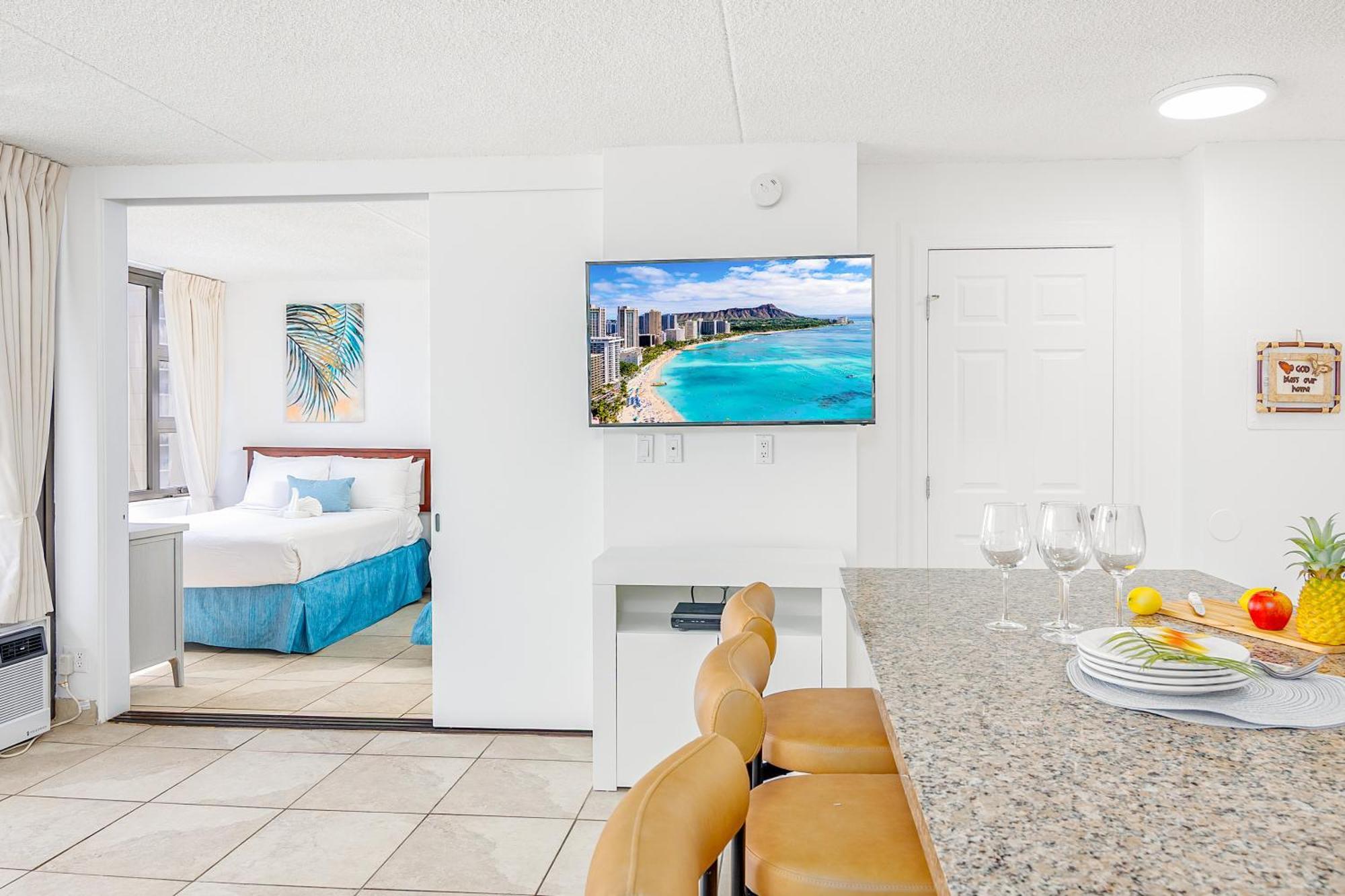 Diamond Head View Condo, Steps To & Free Parking! Honolulu