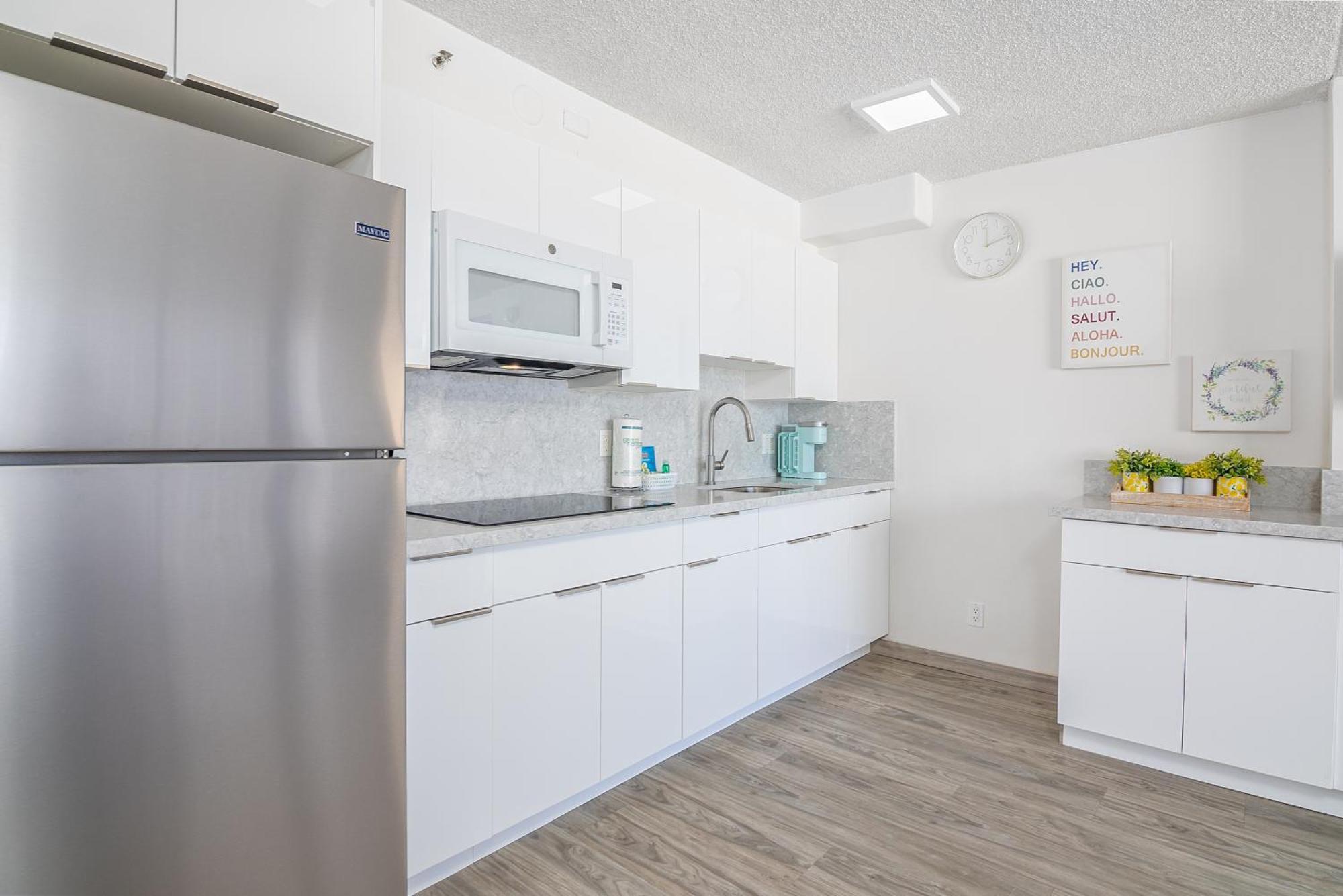 Ocean View Suite, Near Beach & Free Parking! Honolulu