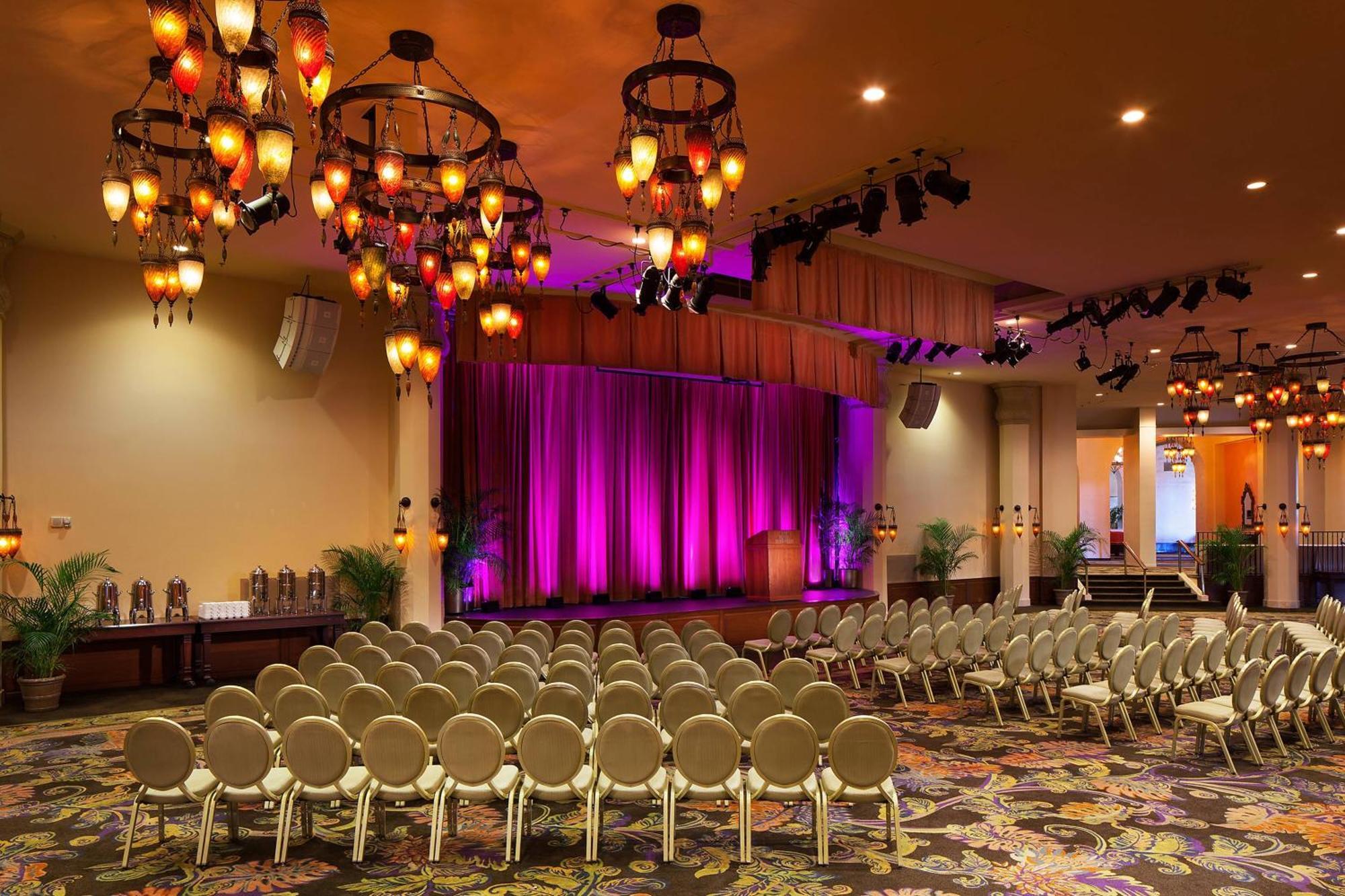 The Royal Hawaiian, A Luxury Collection Resort, Waikiki 5*