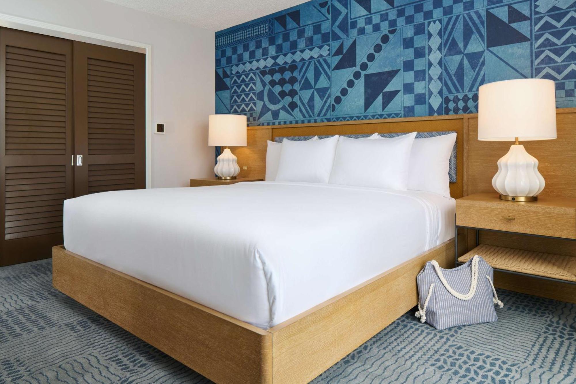 Outrigger Waikiki Paradise 4*