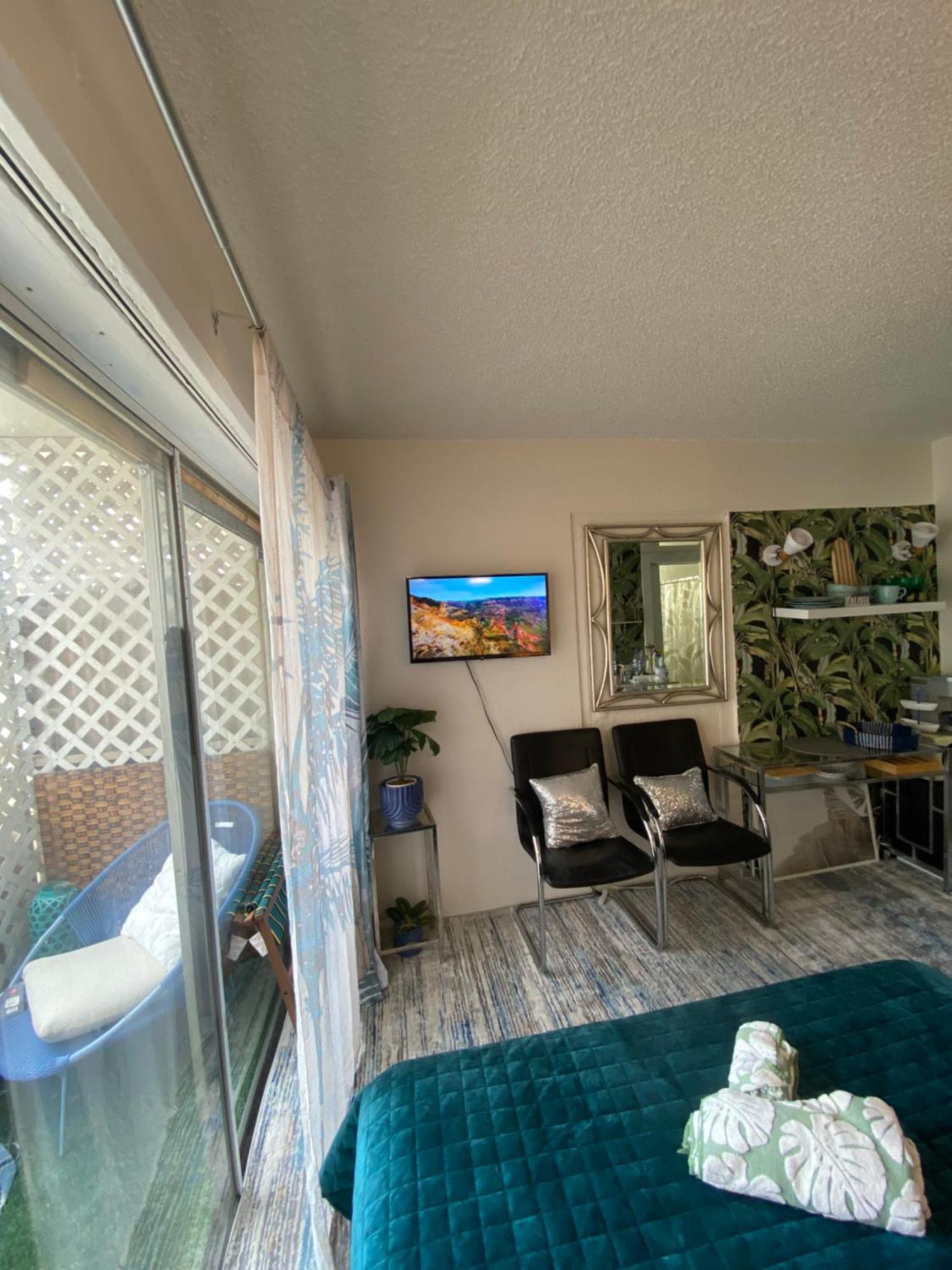 Stylish Near Kuhio