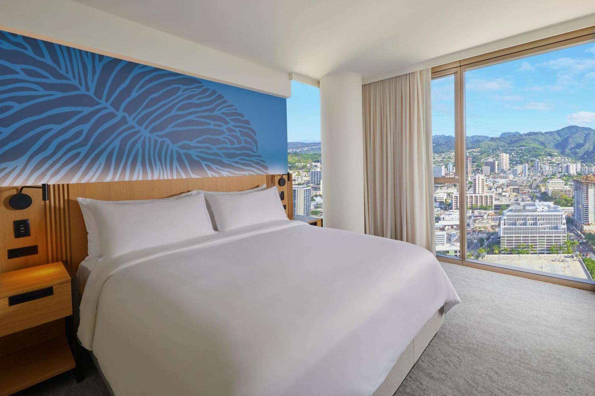 Renaissance & Hotel Honolulu