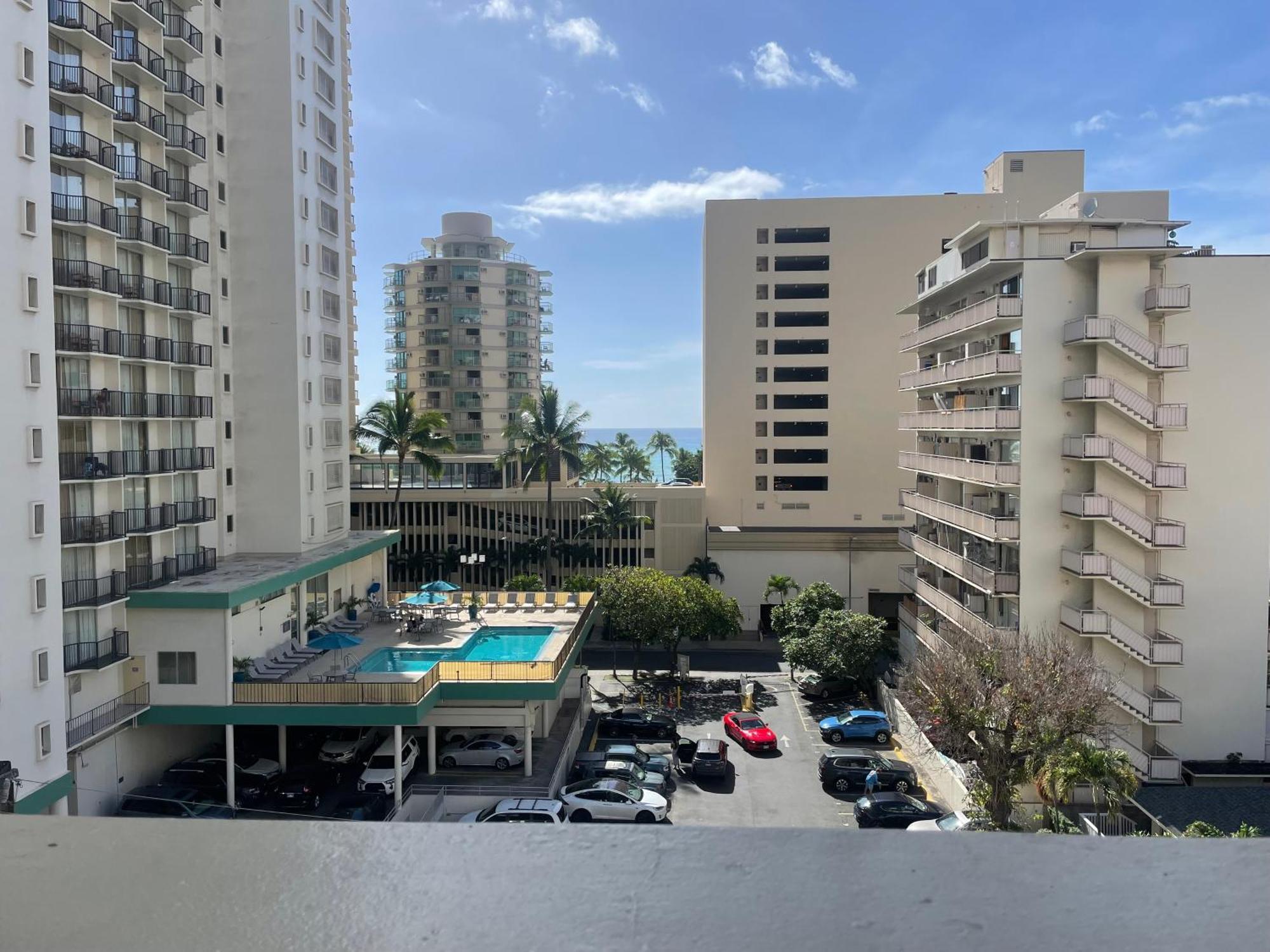 Contemporary Ocean View - Heart Of Waikiki!