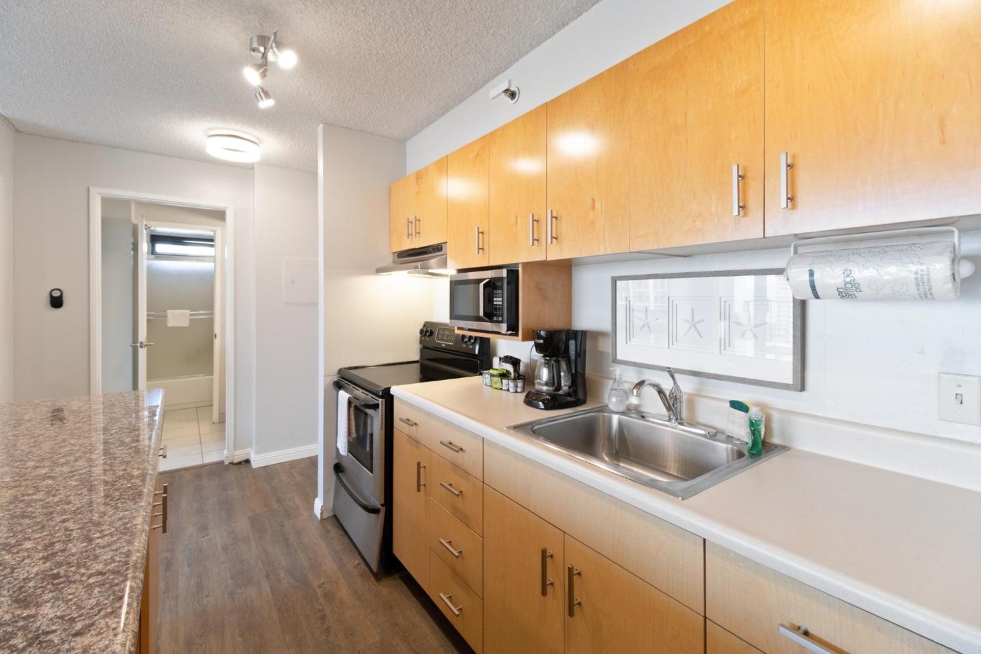 Apartment Tower 2 1702 - Ffp Apts *