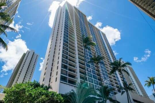 Deluxe Panoramic Mountain View - 37th Floor, Free Parking & Wifi Honolulu