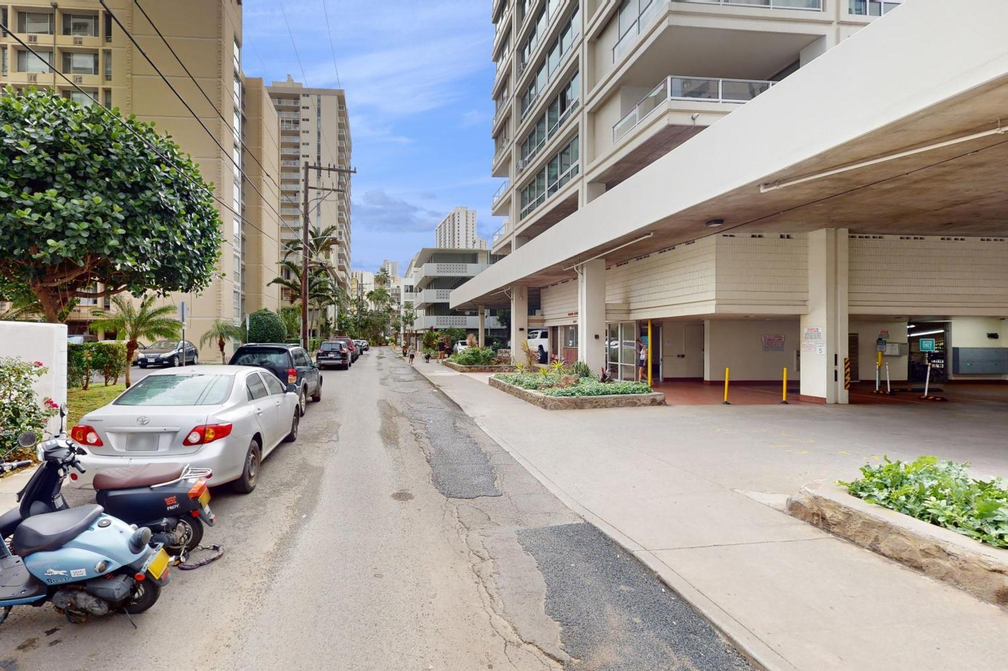 Apartment Waikiki Townhouse 1101 - 30 Night Minimum