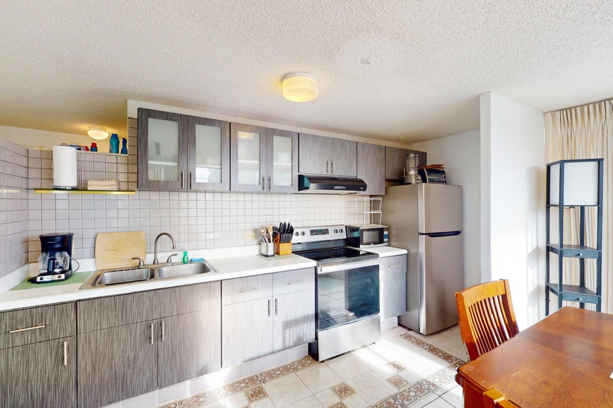 Waikiki Townhouse 1101 - 30 Night Minimum Apartment Honolulu