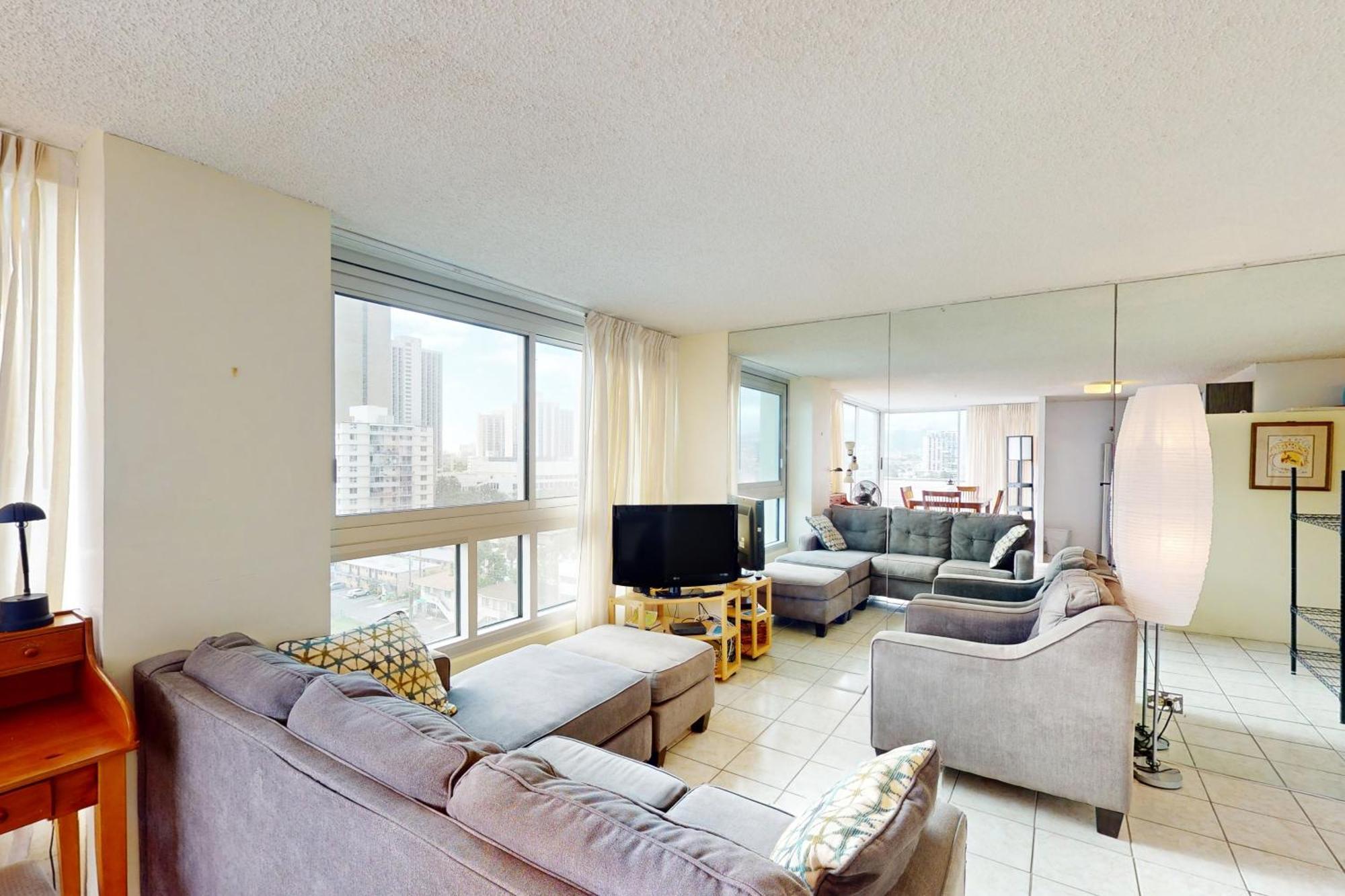 Waikiki Townhouse 1101 - 30 Night Minimum Apartment