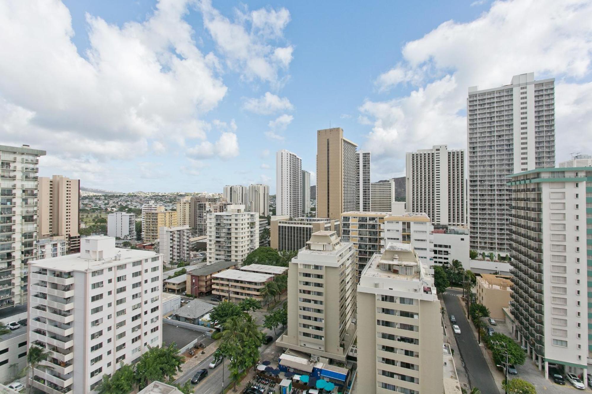 Apartment Stylish 1-br With Breathtaking Ocean Views *