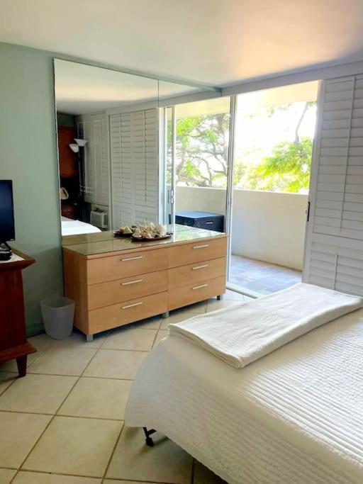 Sanctuary By The Sea/studio Apt. Honolulu