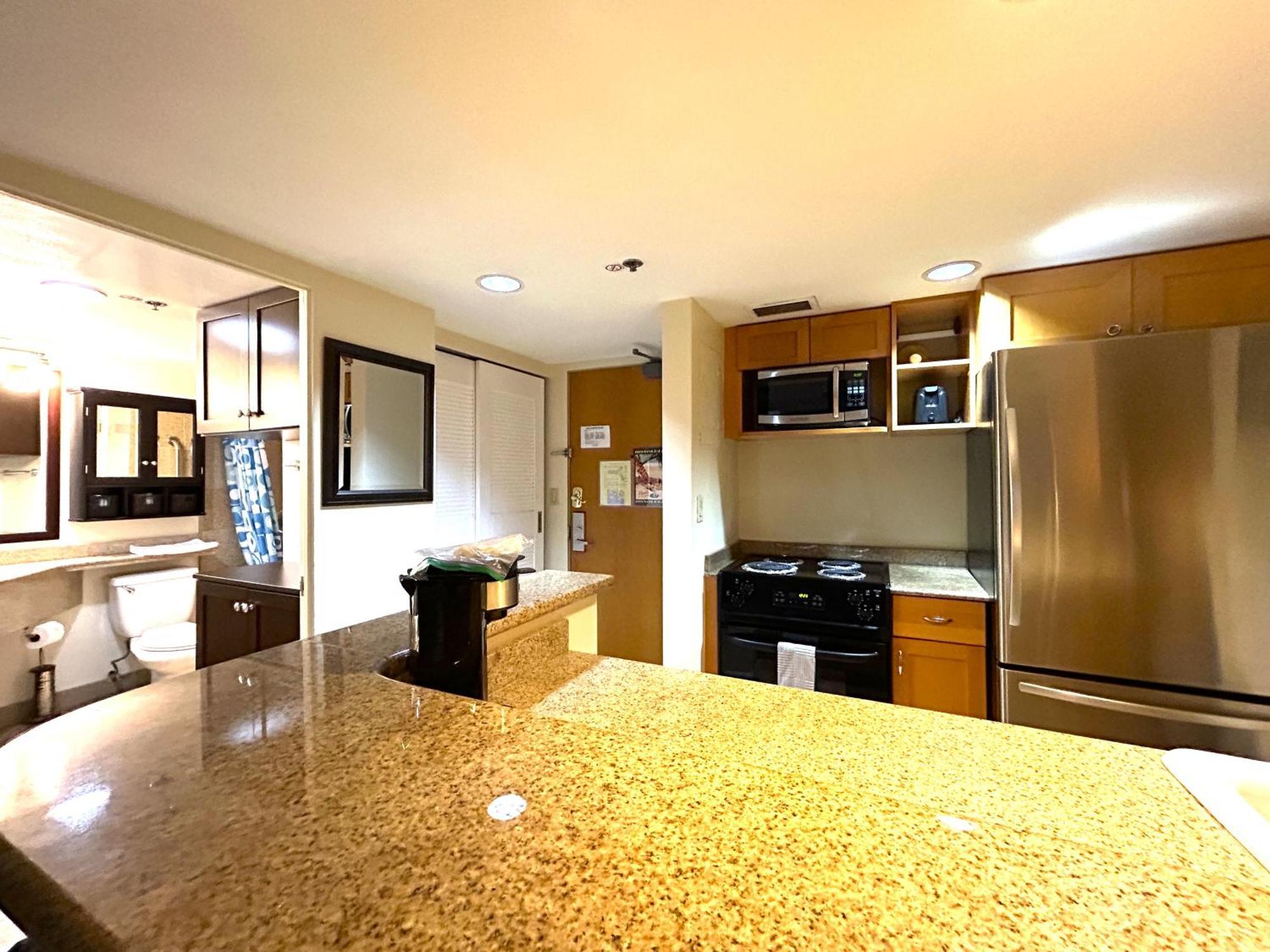 Ilikai 2127 - Spacious With Spectacular Ocean & Harbor Views Honolulu