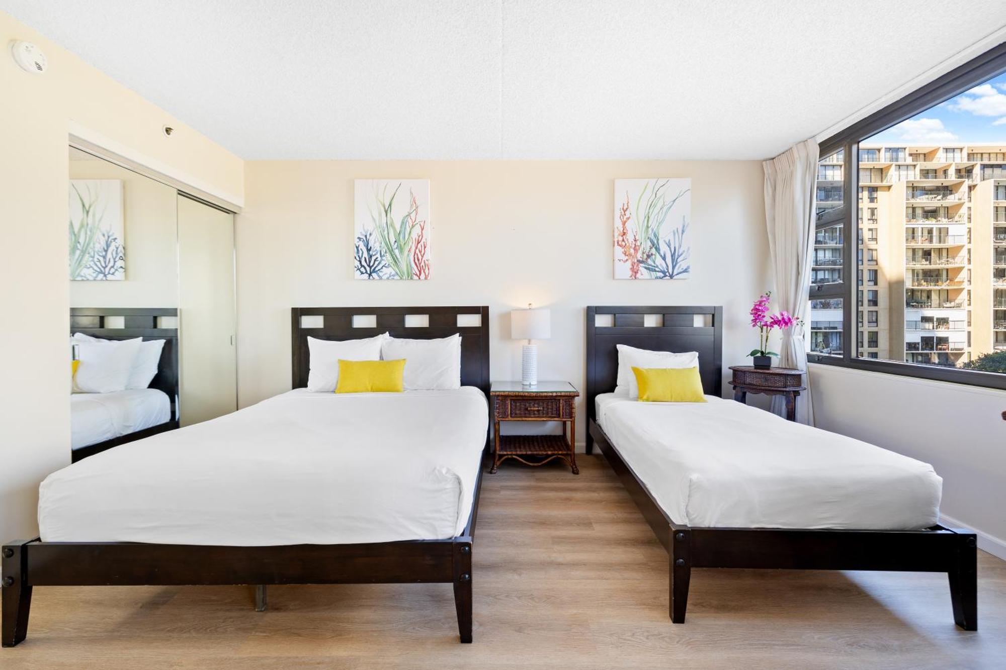 Apartment Cozy Waikiki Getaway, Stroll To With Free Parking Honolulu