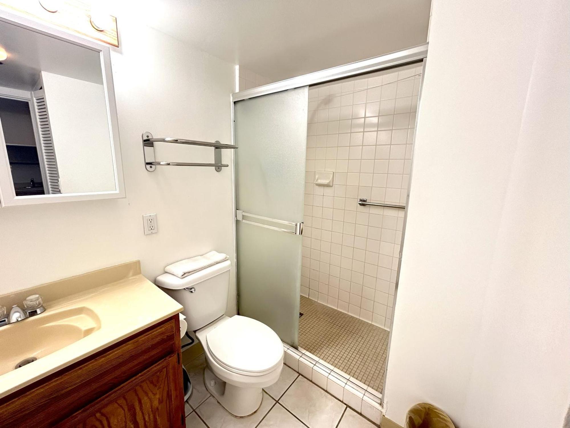 Ilikai 1042 - Spacious With Ocean-lagoon Views Holiday home Honolulu