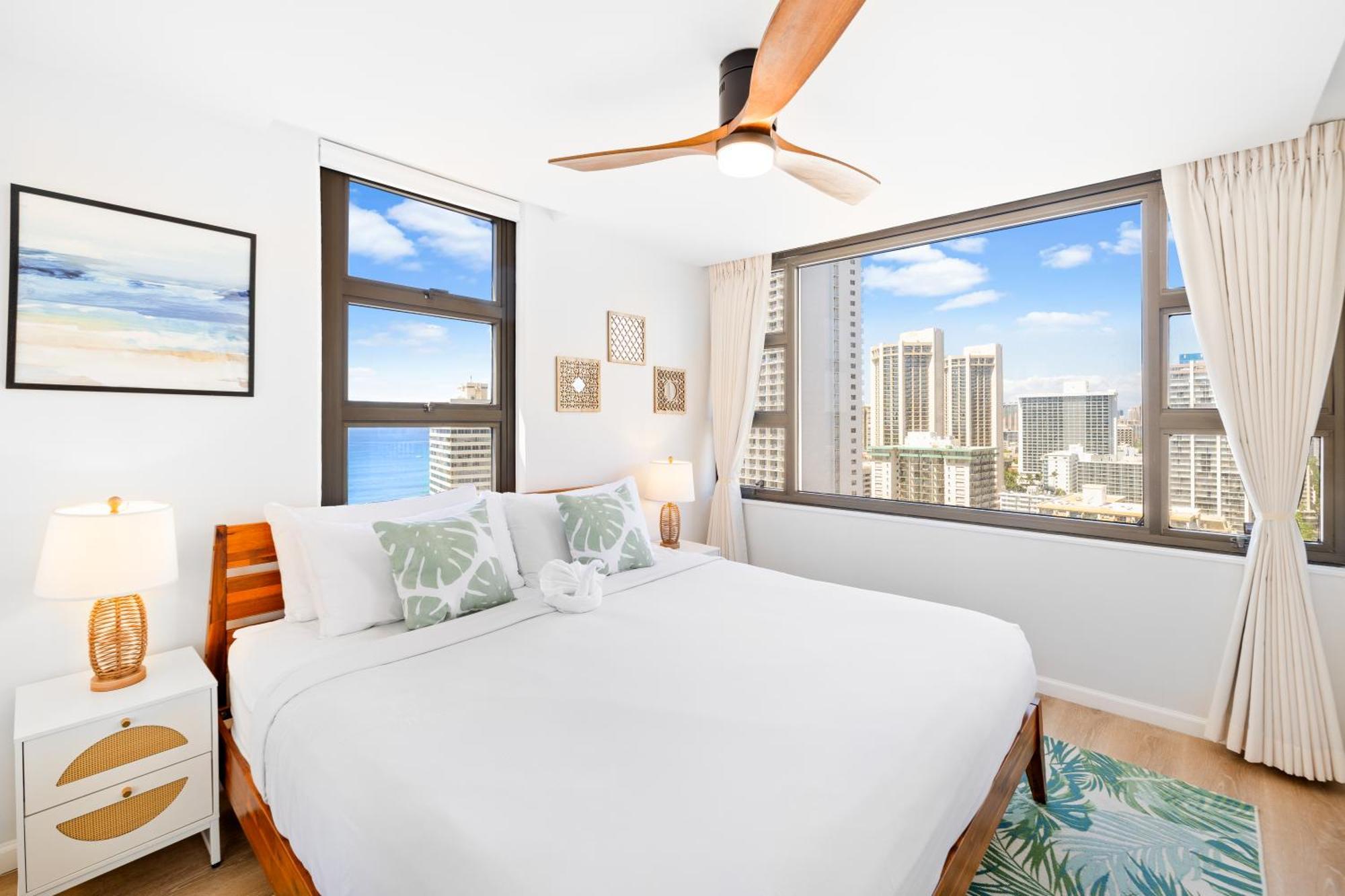 Apartment Beautiful Ocean View Condo, Near With Free Parking