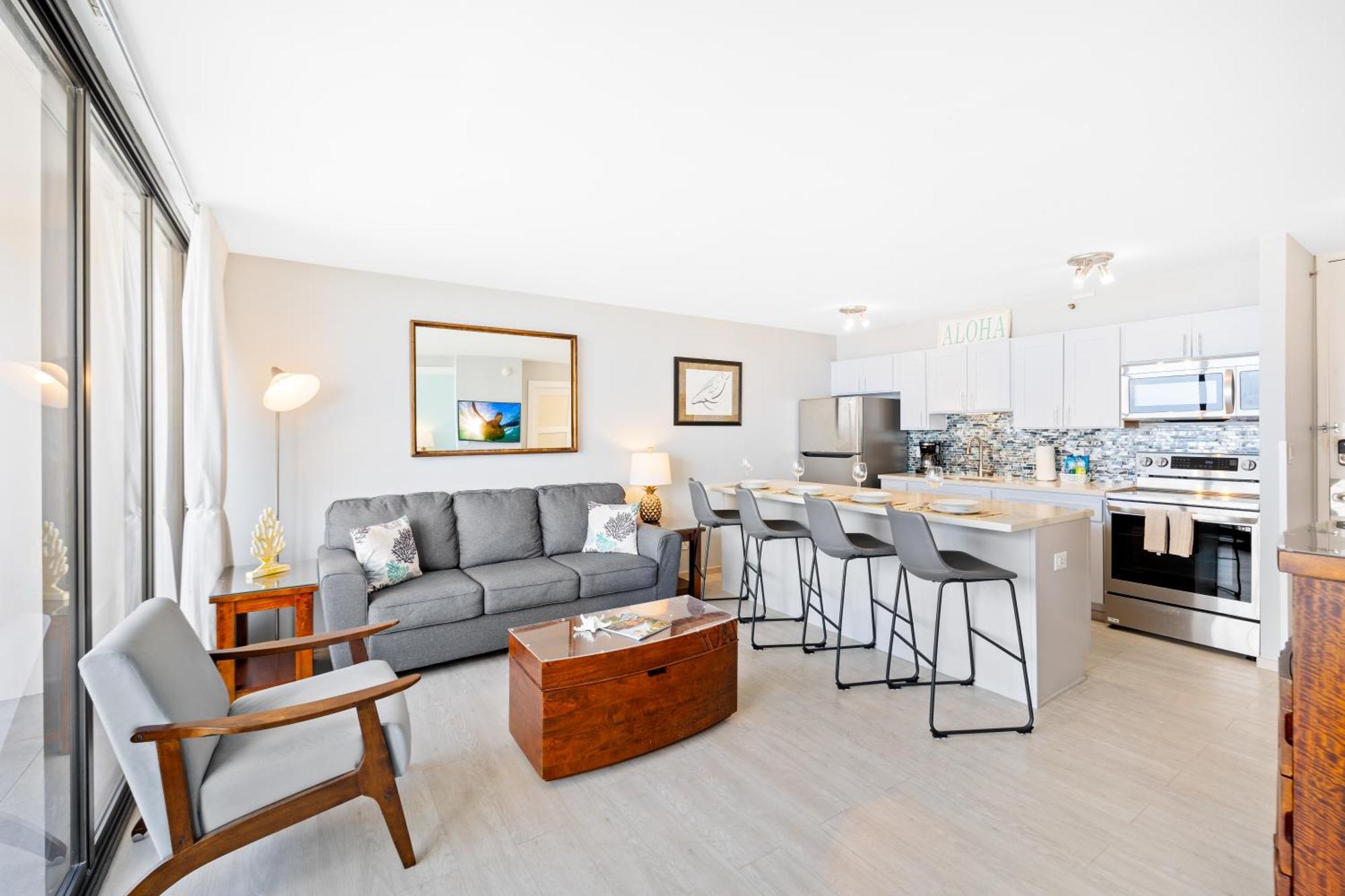 Apartment Heart Of Waikiki - Ocean View With Free Parking