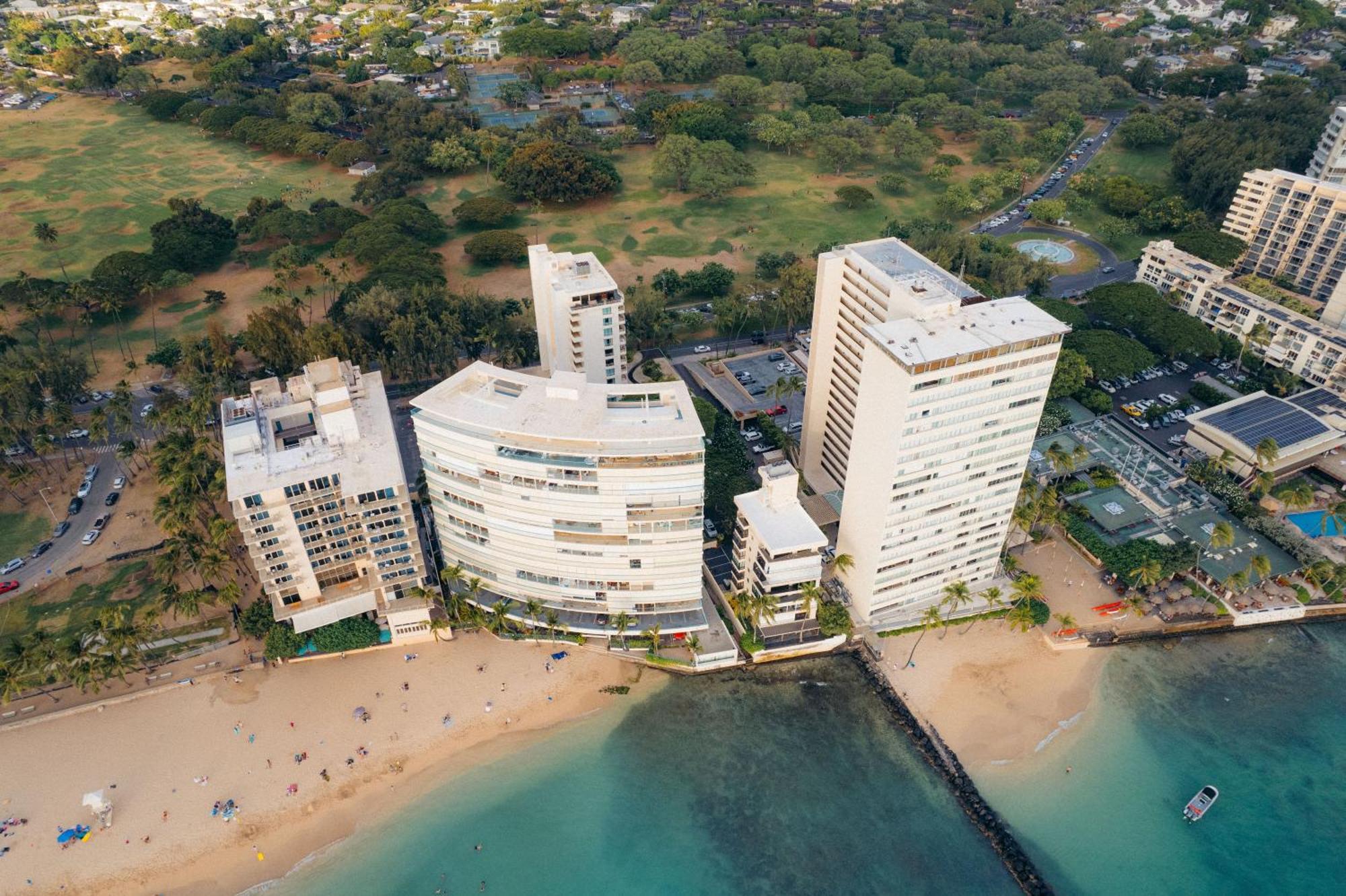 Lotus At Diamond Head Hotel 4*