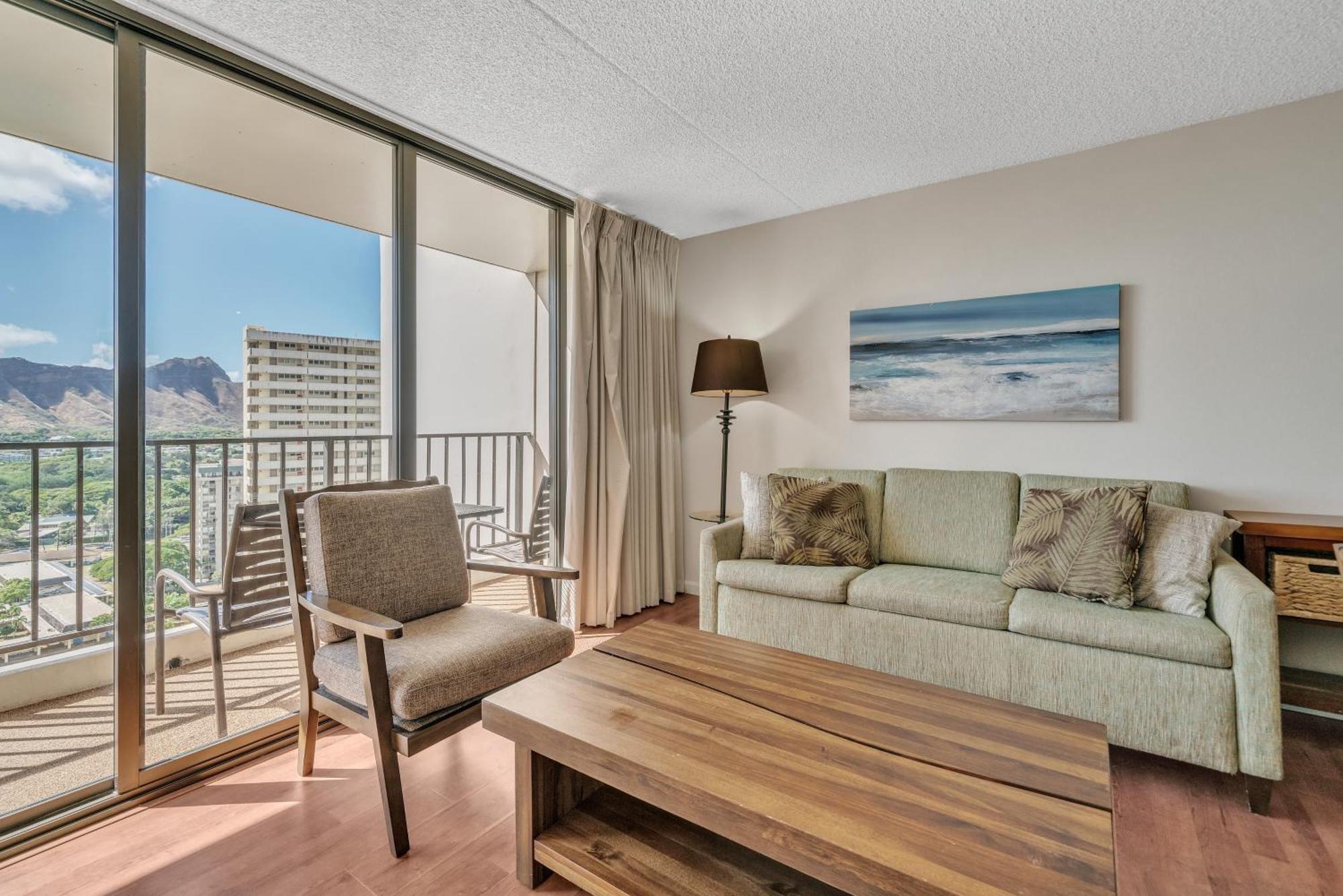 Deluxe 21st Floor Corner With Diamond Head Views Apartment