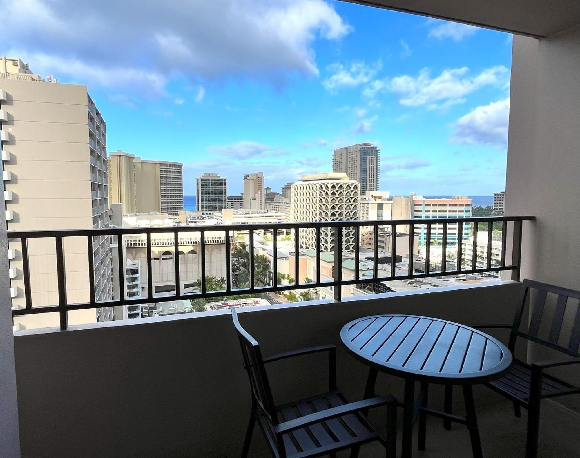 Holiday home Royal Kuhio 1712 - Spacious Corner Unit With Stunning Ocean Views In The Heart Of Waikiki!