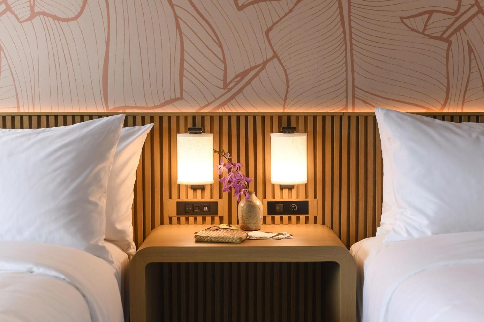 Romer Waikiki At The Ambassador 4*