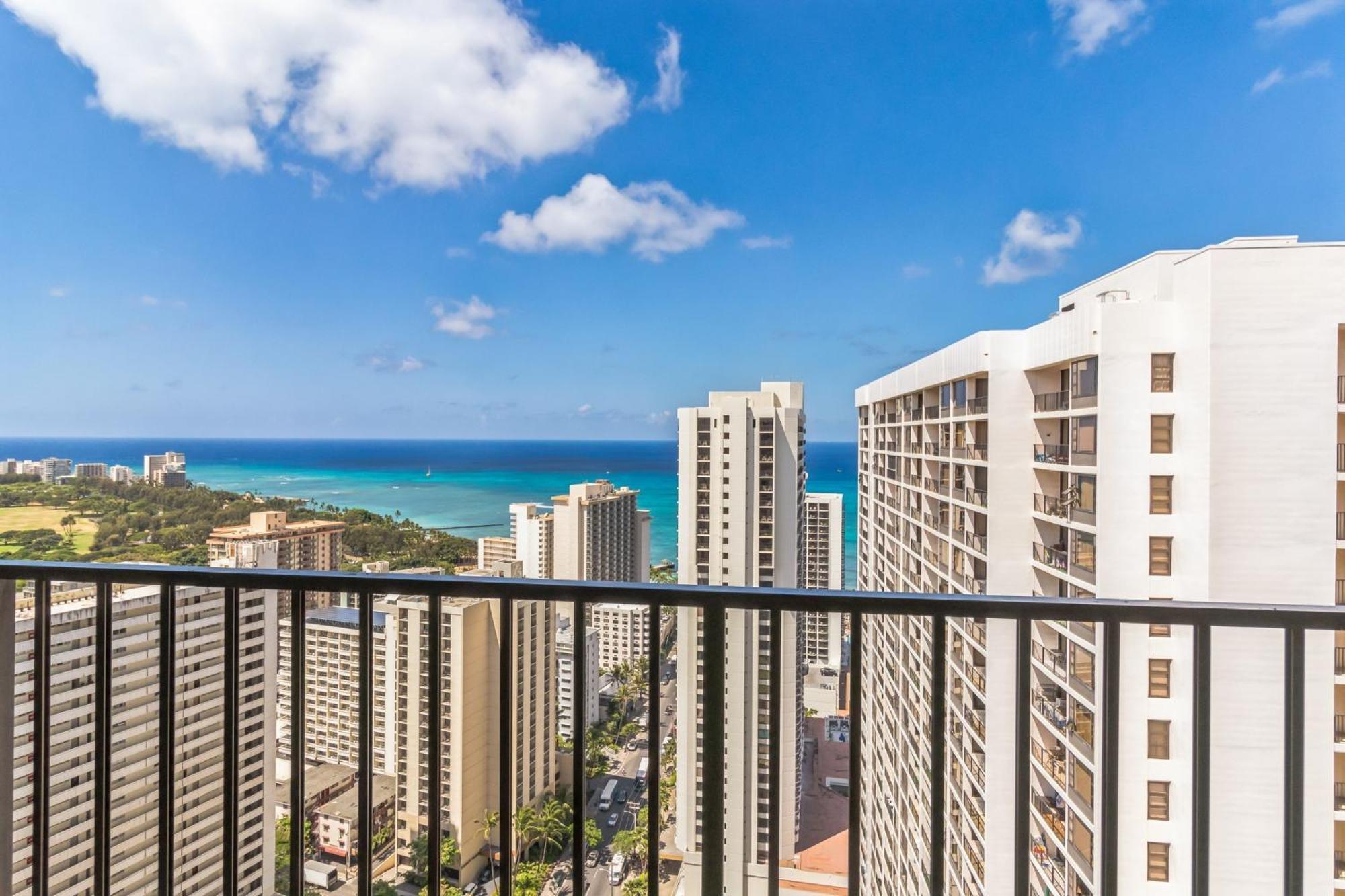 Standard Ocean View - 36th Floor, Free Parking & Wifi Apartment Honolulu