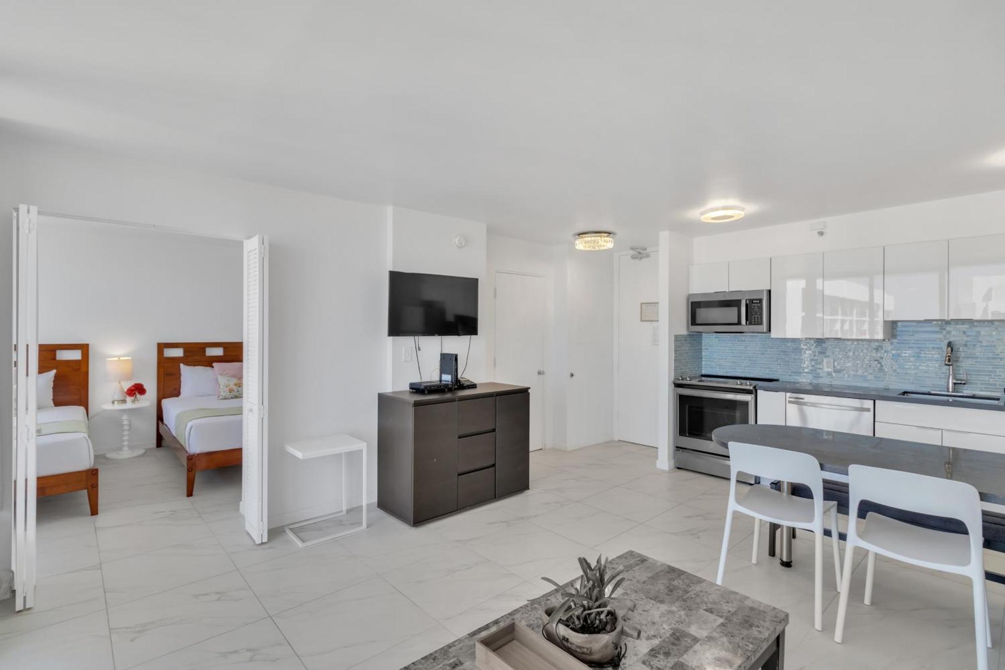 Standard Ocean View - 36th Floor, Free Parking & Wifi * Honolulu