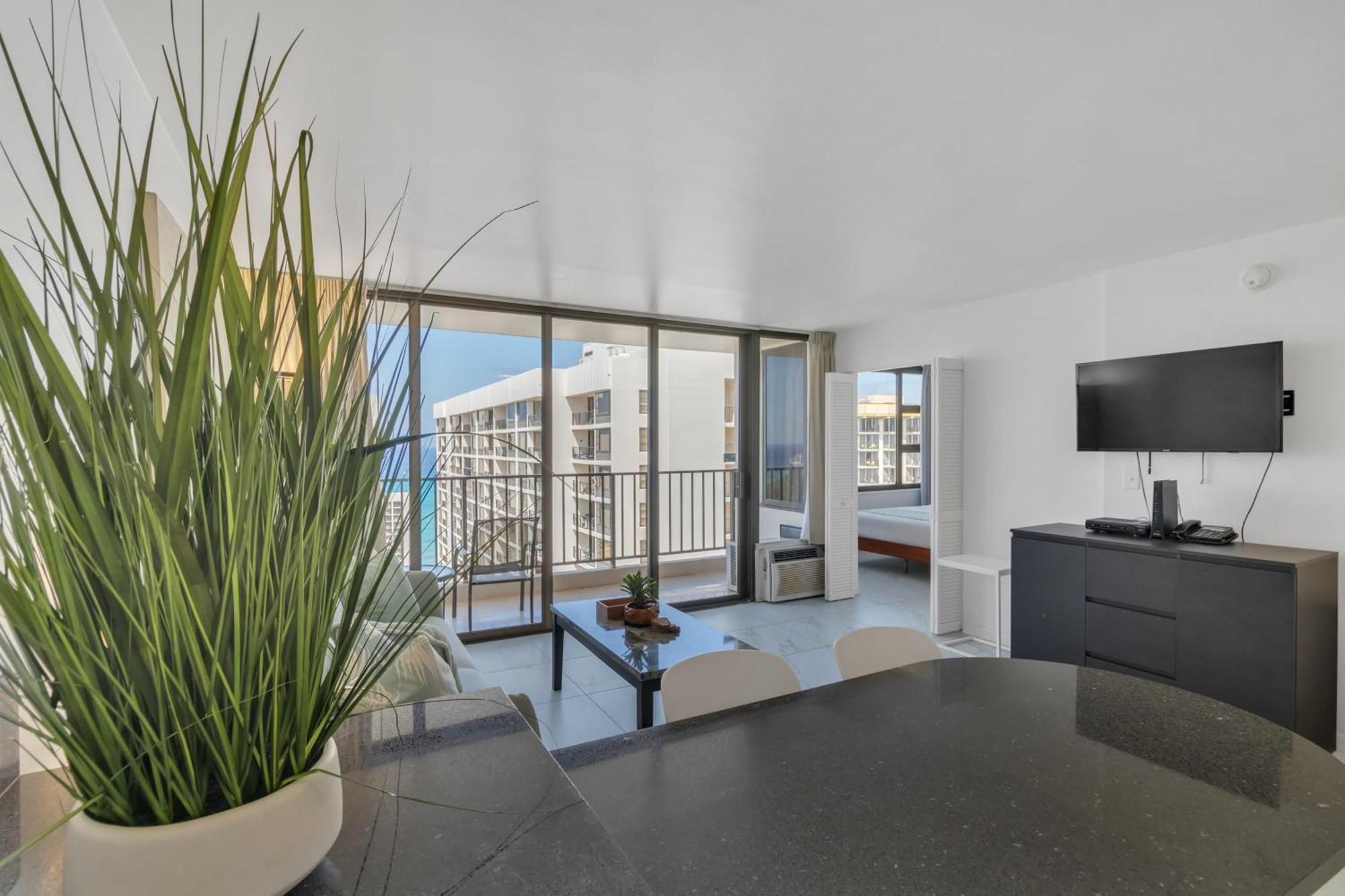 Apartment Standard Ocean View - 36th Floor, Free Parking & Wifi *
