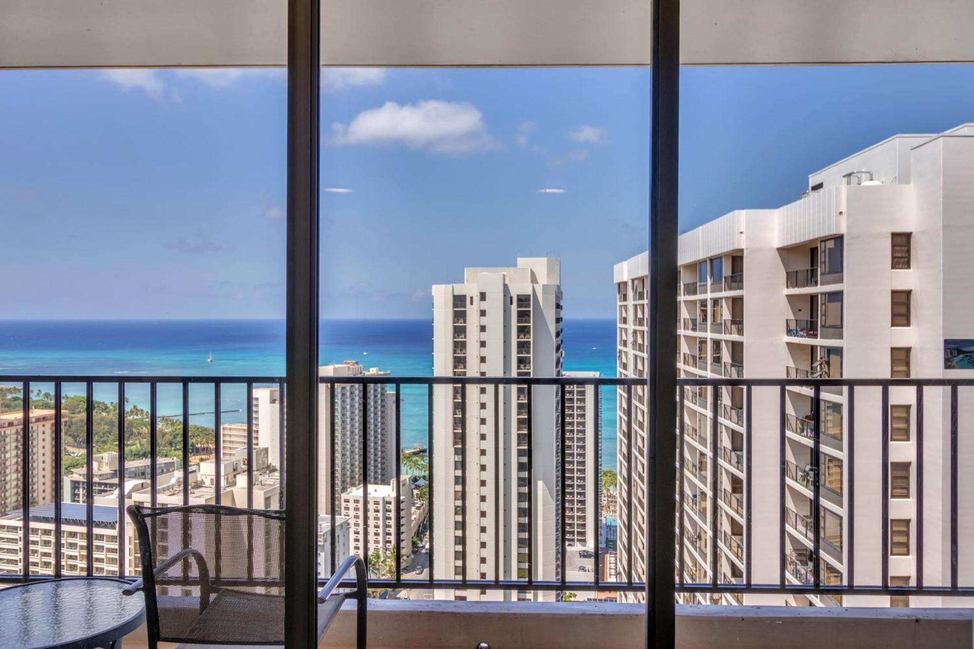 Apartment Standard Ocean View - 36th Floor, Free Parking & Wifi Honolulu