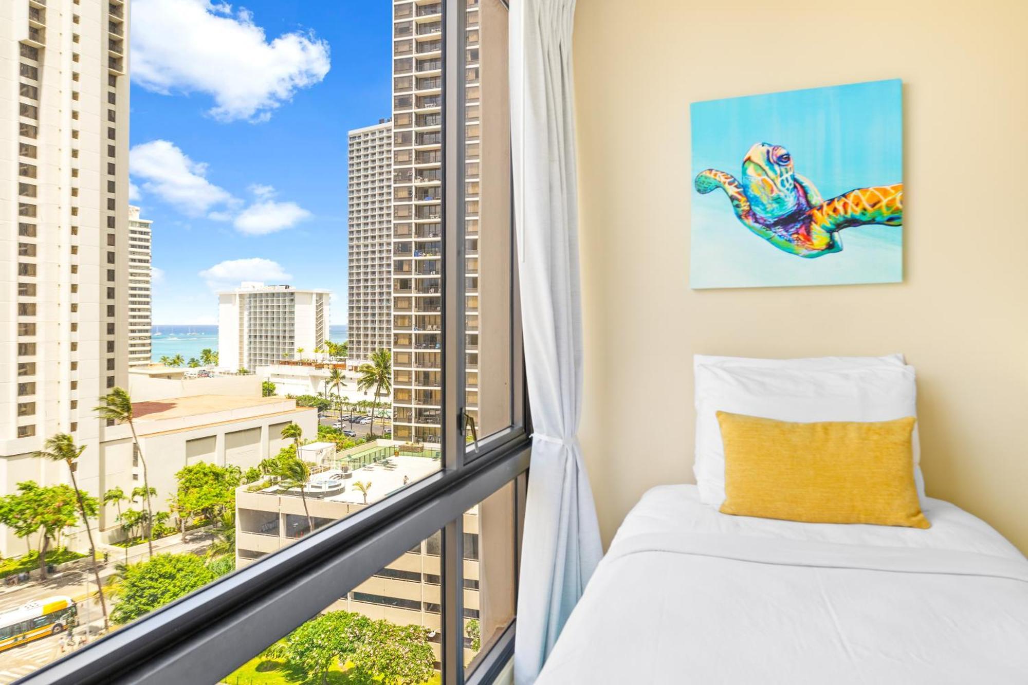 Apartment Diamond Head View At Waikiki Sunset With Parking