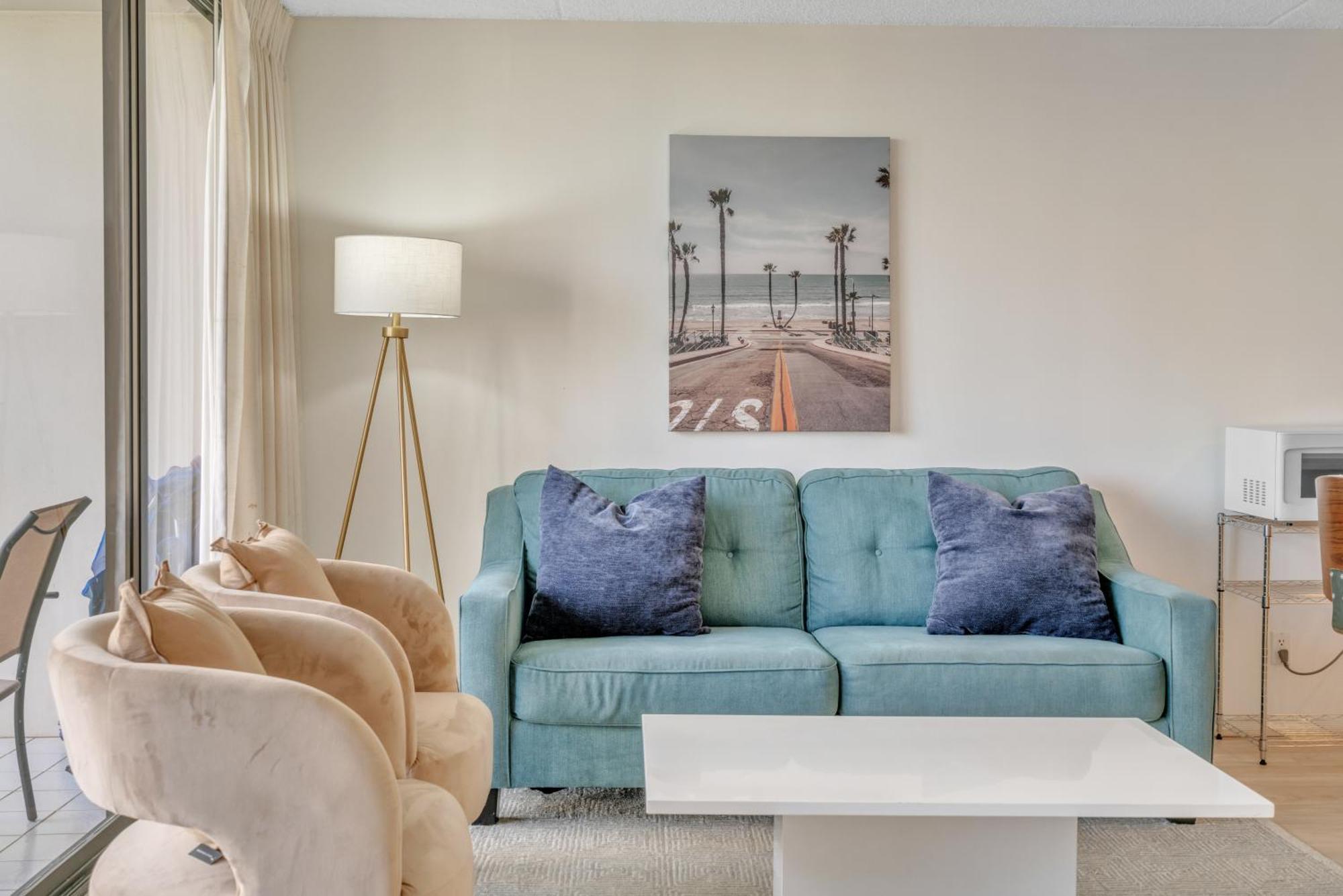 Apartment Tower 1 701 - Qq *