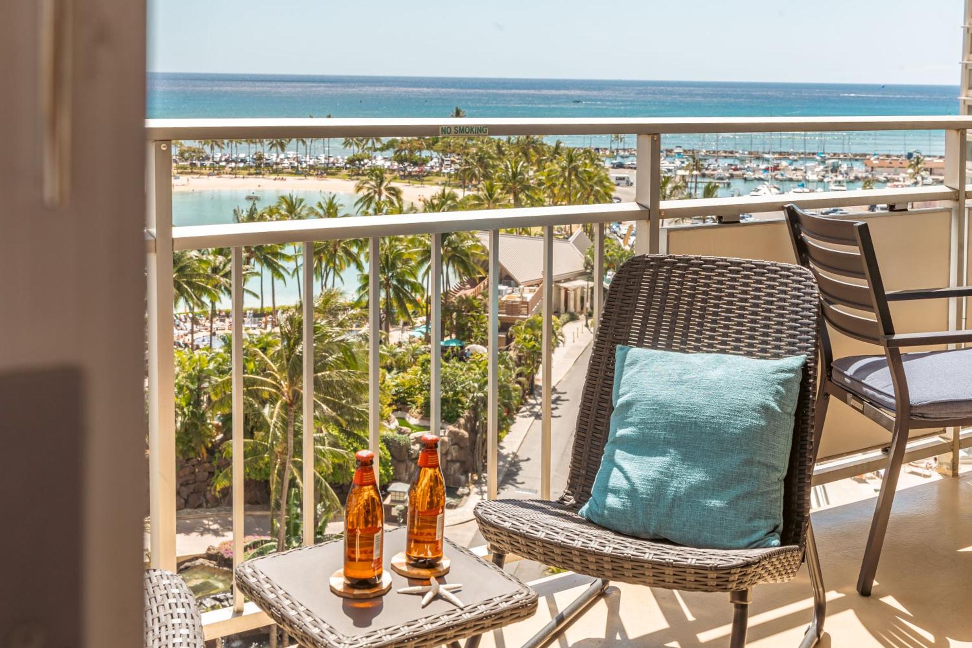 Upscale 2br & 2ba Ocean View In Waikiki With Parking! * Honolulu