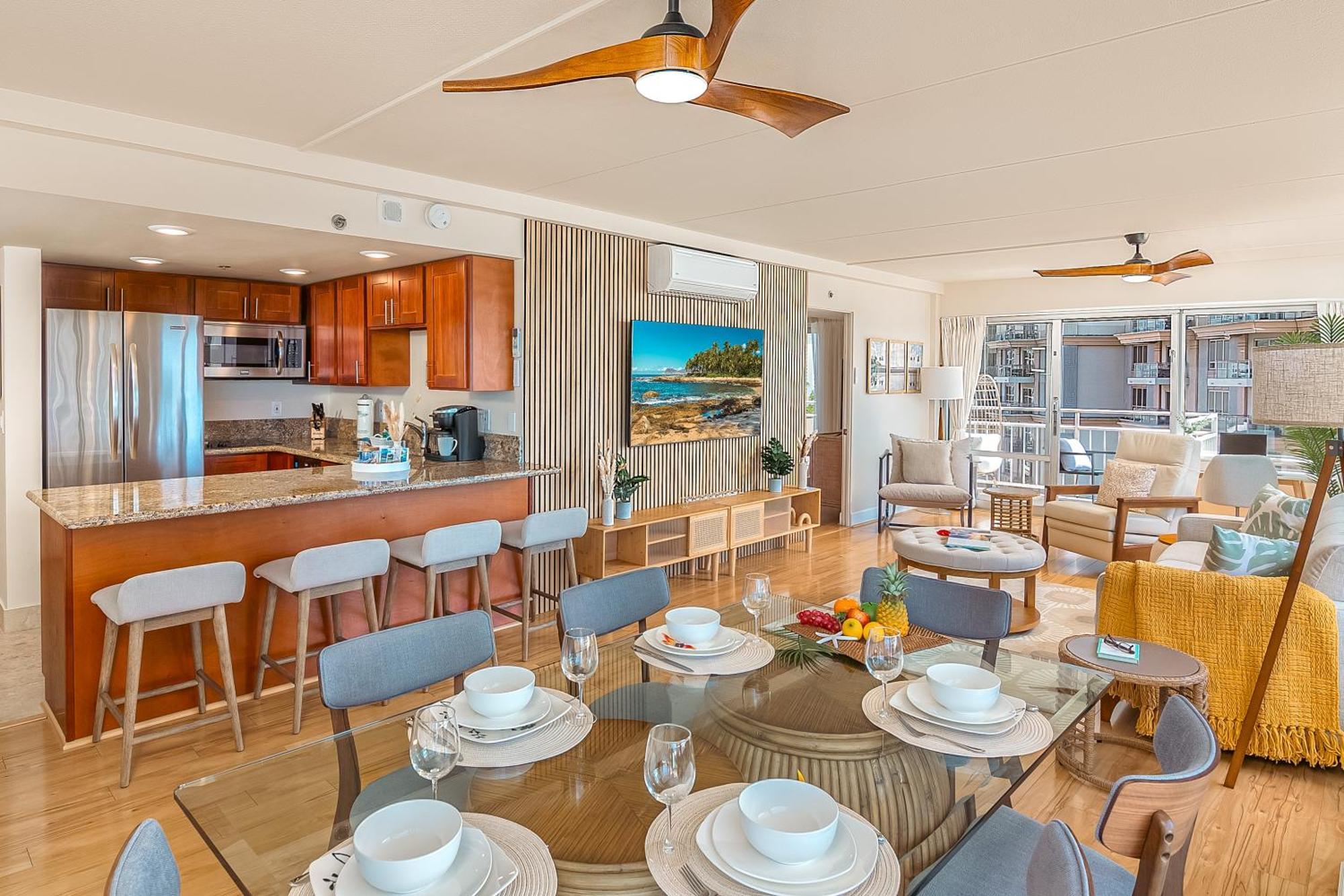 Upscale 2br & 2ba Ocean View In Waikiki With Parking!