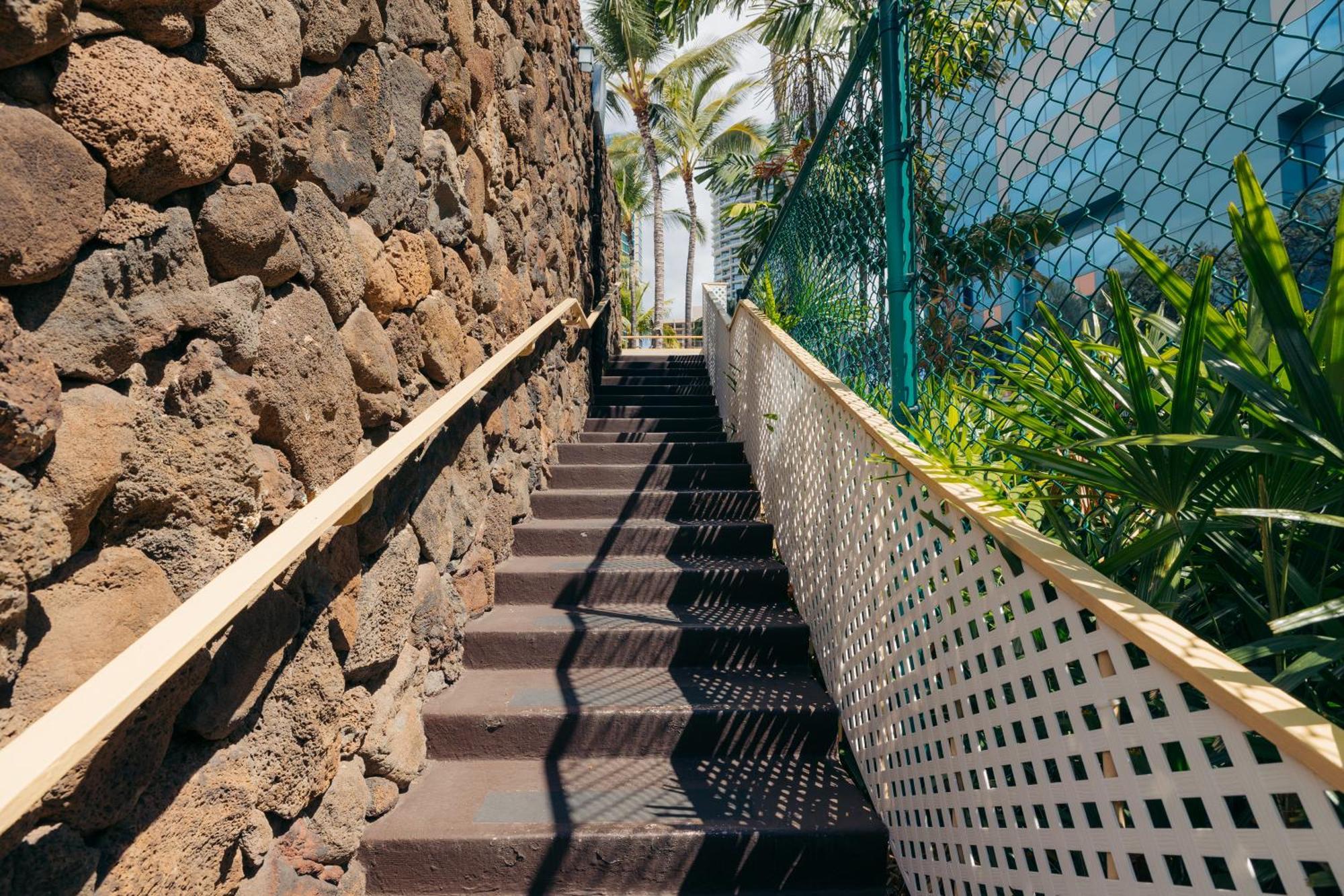 Waikiki Heritage 2*