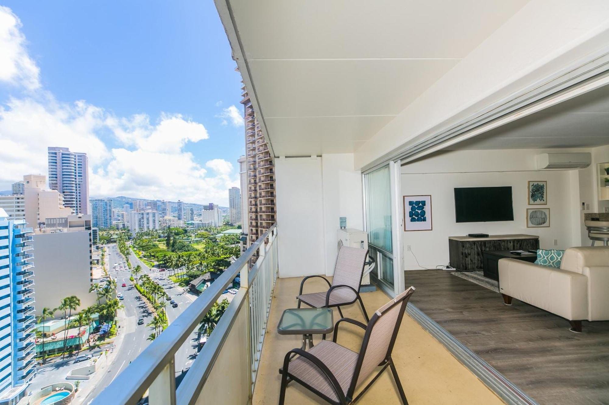 Ilikai Tower 1717 View 1br Apartment