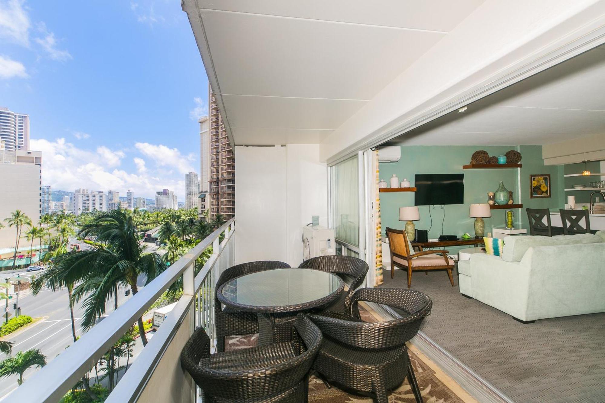 Ilikai Tower 613 View 1br Honolulu