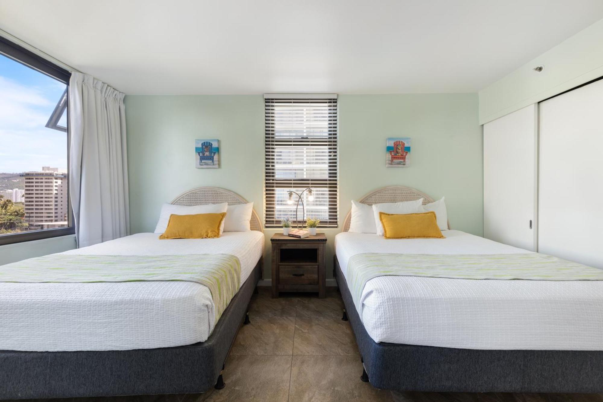 Light & Airy 8th Floor Ocean View With Lanai *