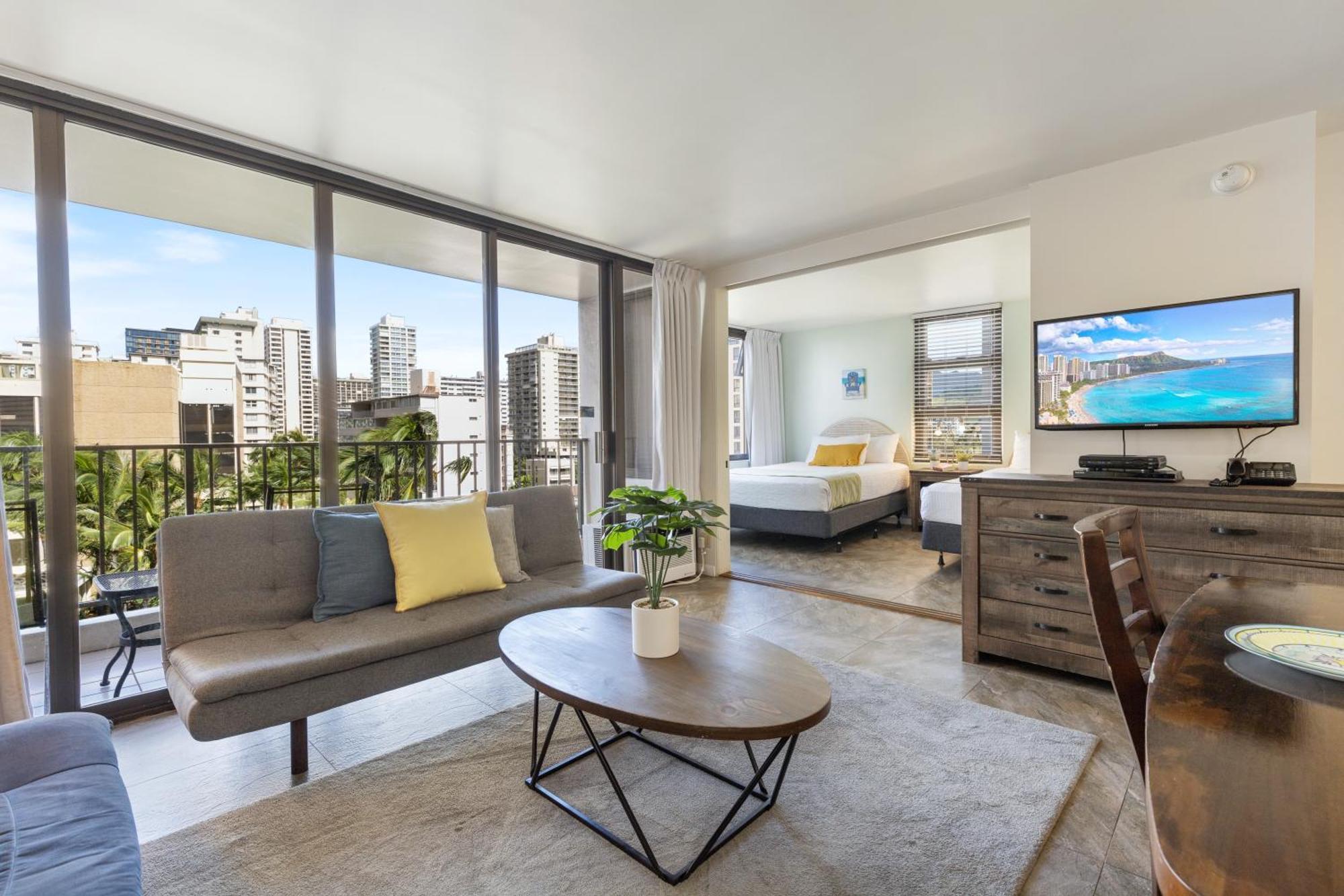 Apartment Light & Airy 8th Floor Ocean View With Lanai Honolulu