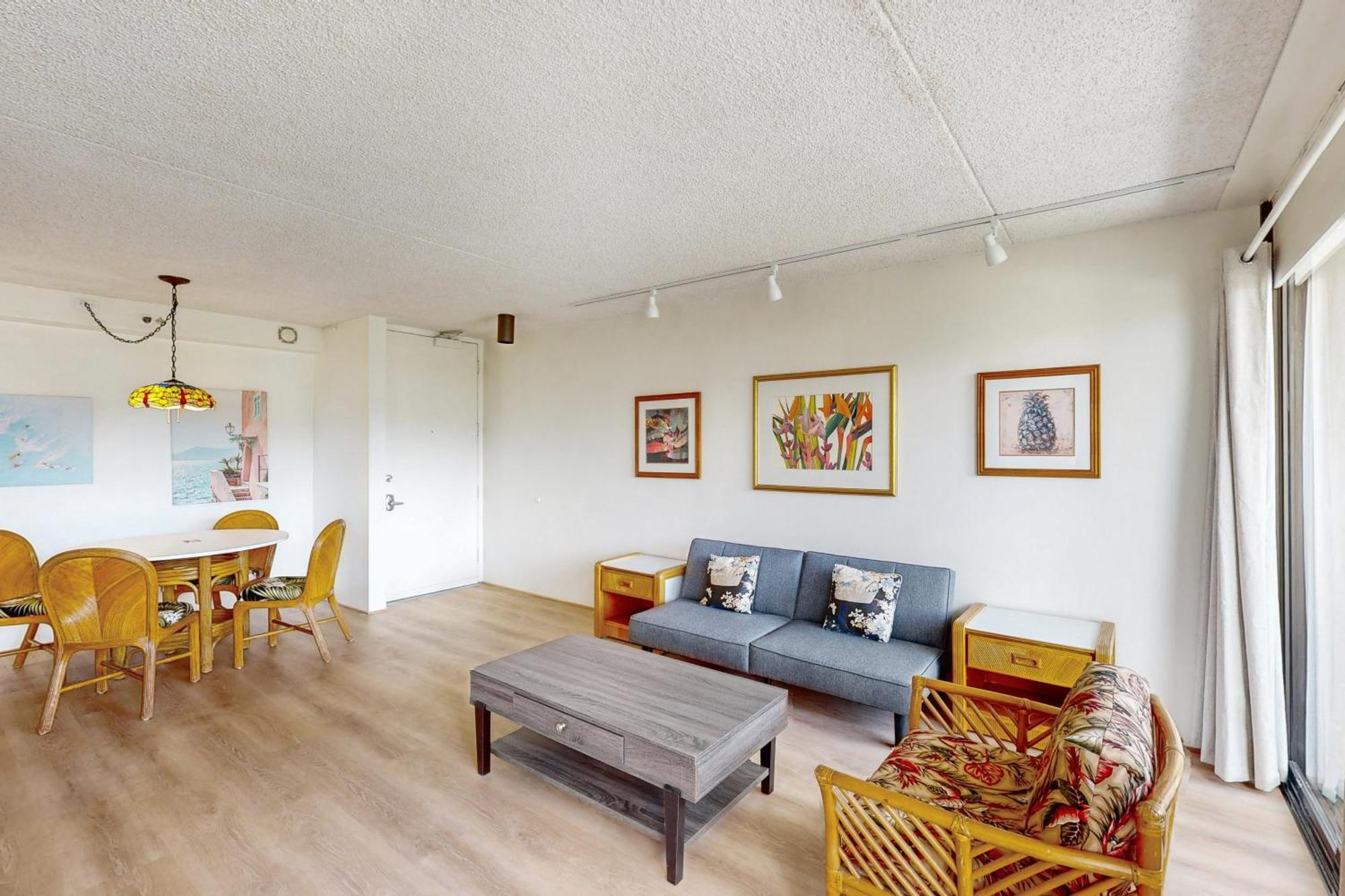 Apartment Waikiki Banyan 913