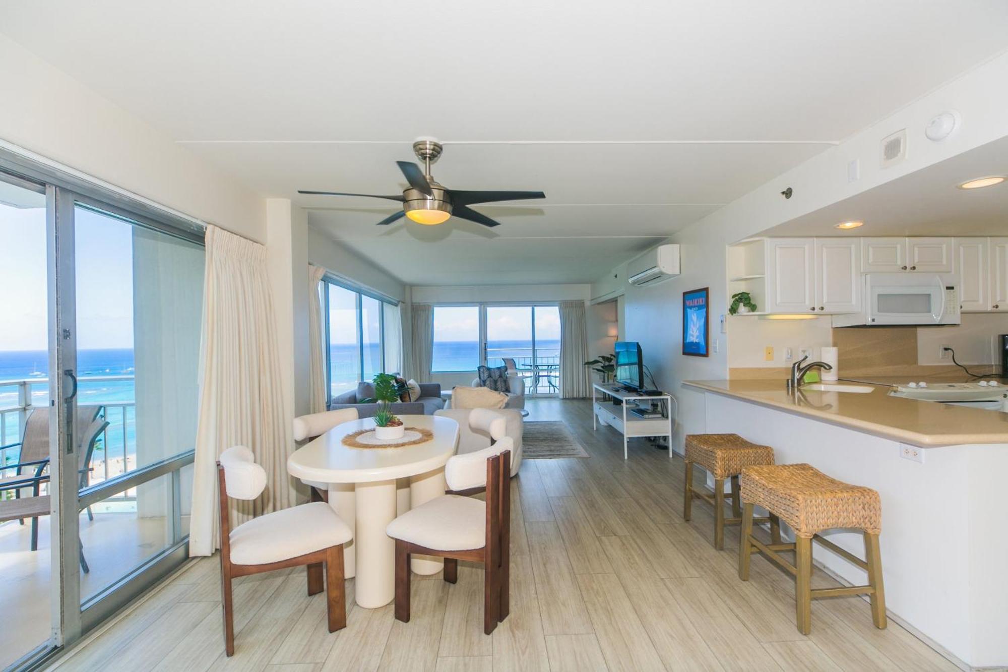 Ilikai Tower 1744 Yacht Harbor View 2br Honolulu