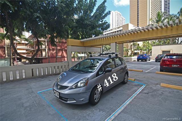 Cozy 2beds,2baths, Free Parking At Waikiki Apartment