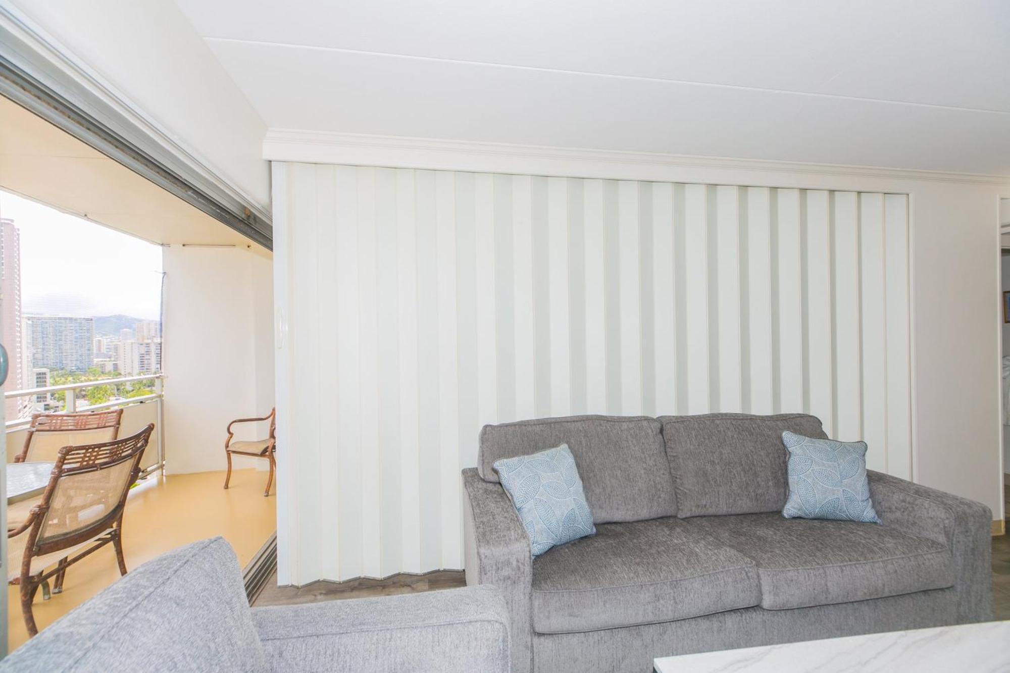 Ilikai Tower 1623 View 1br *