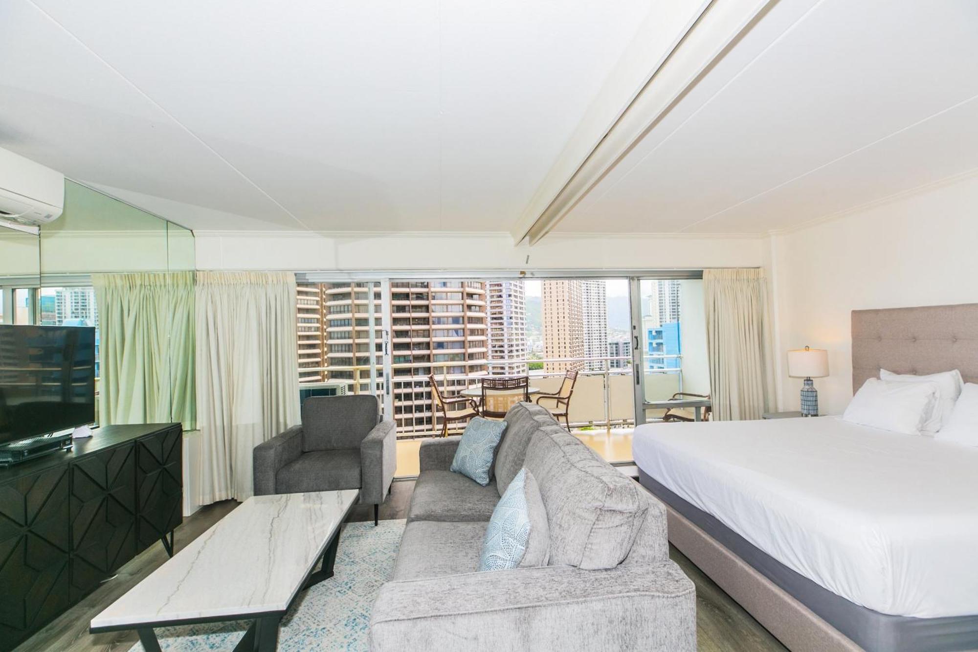 Apartment Ilikai Tower 1623 View 1br Honolulu