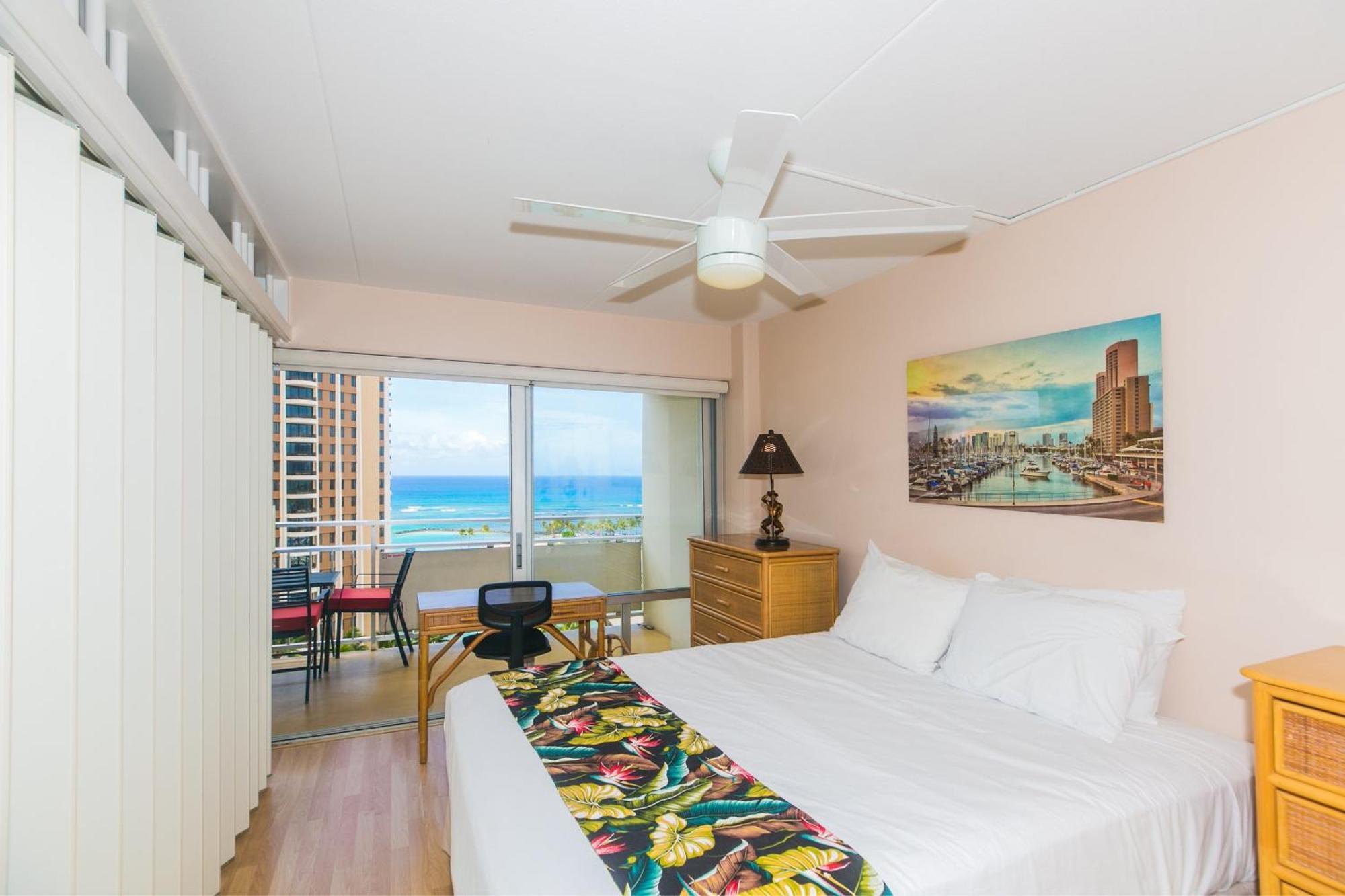 Ilikai Tower 1314 Lagoon View 1br Apartment