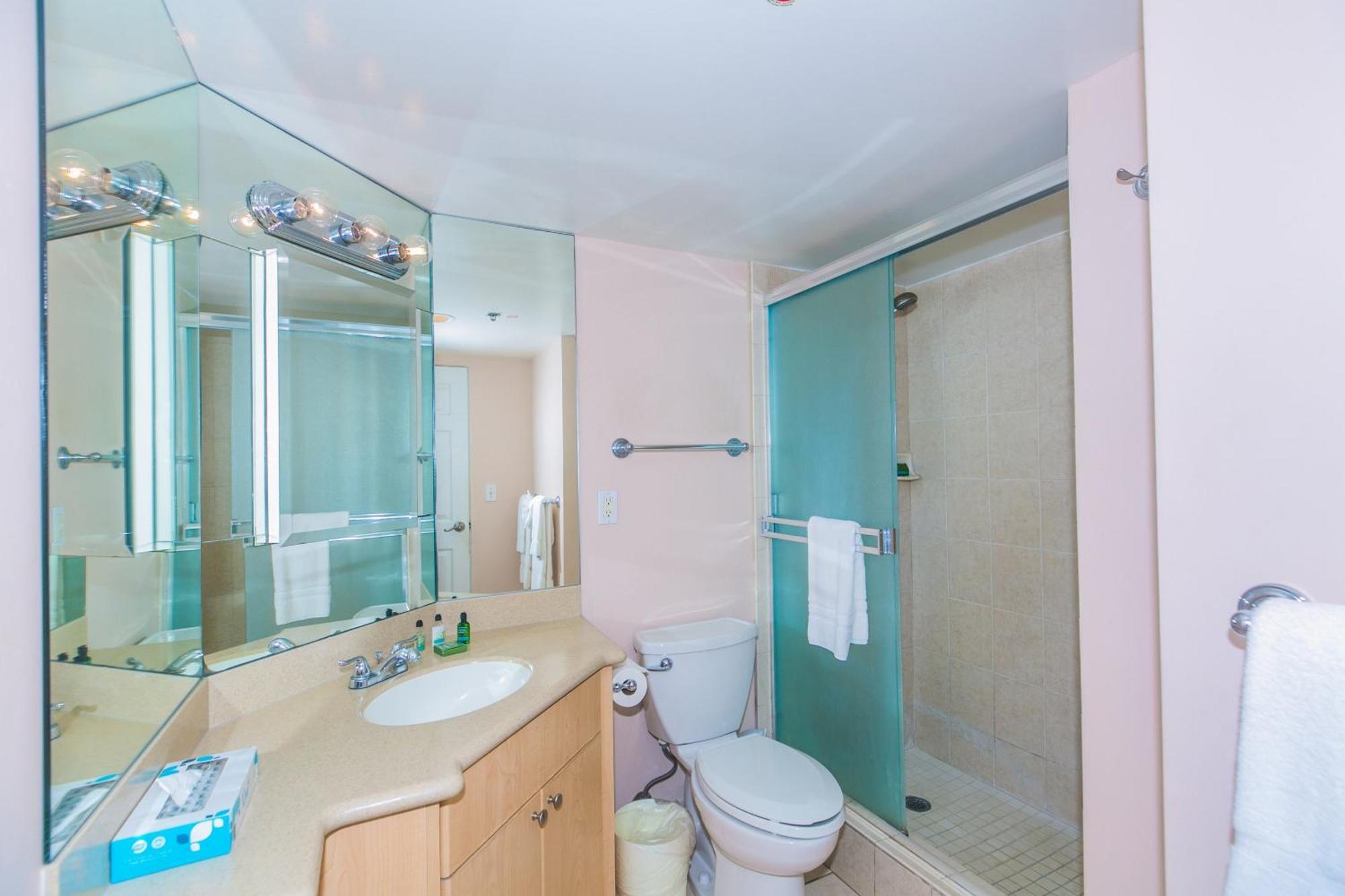 Ilikai Tower 1314 Lagoon View 1br