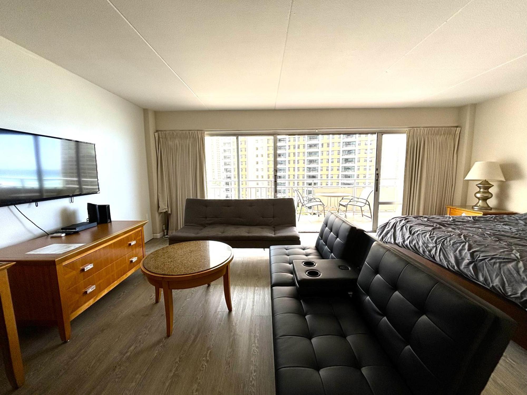 Holiday home Ilikai 1042 - Spacious With Ocean-lagoon Views *