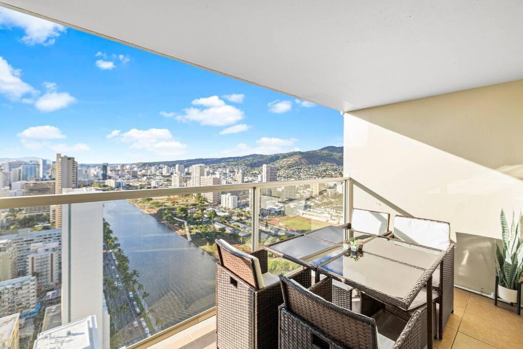 Apartment Waikiki 1bedroom Luxury Condo!