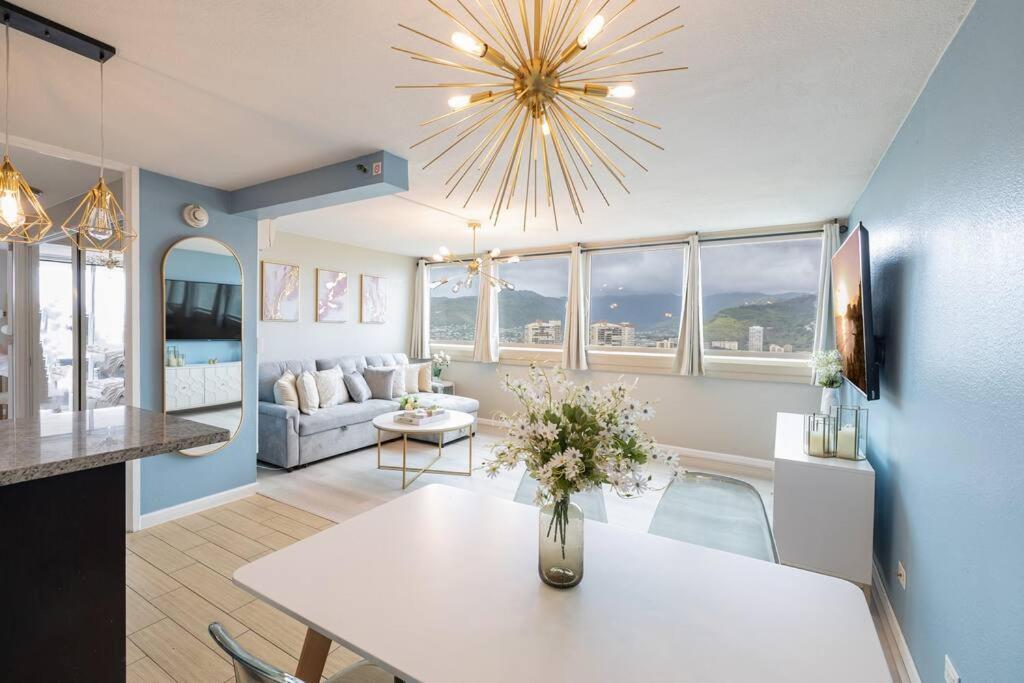 Apartment Waikiki 1bedroom Luxury Condo! *