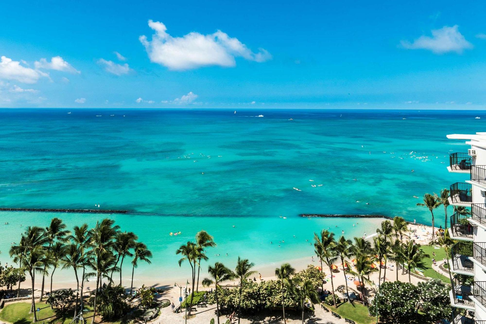 Aparthotel Aston Waikiki Tower 5*