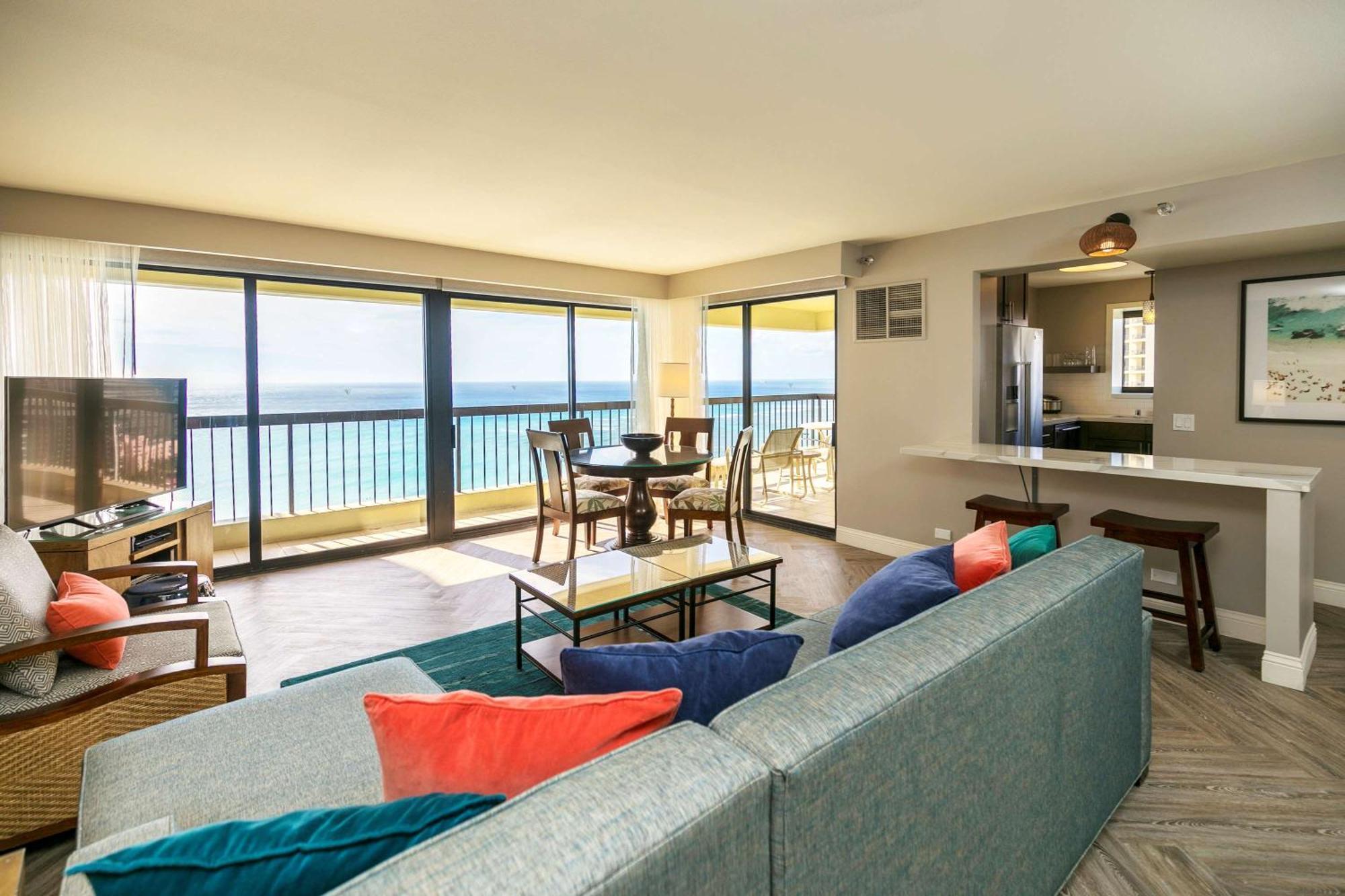 Aston Waikiki Tower Aparthotel 5*